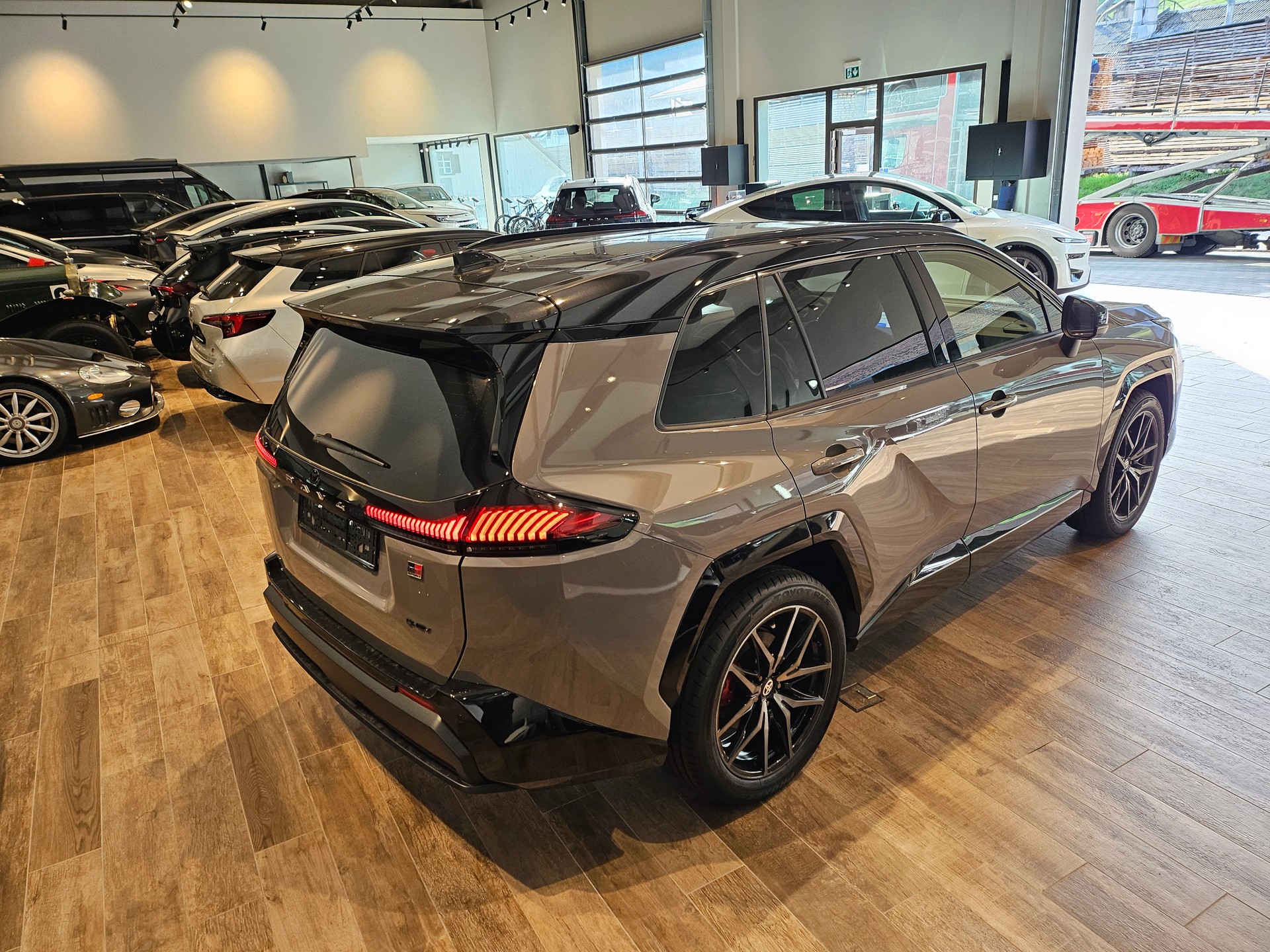 TOYOTA RAV-4 2.5 HSD GR Sport e-CVT 4WDđ„8-fachđ„-image-10