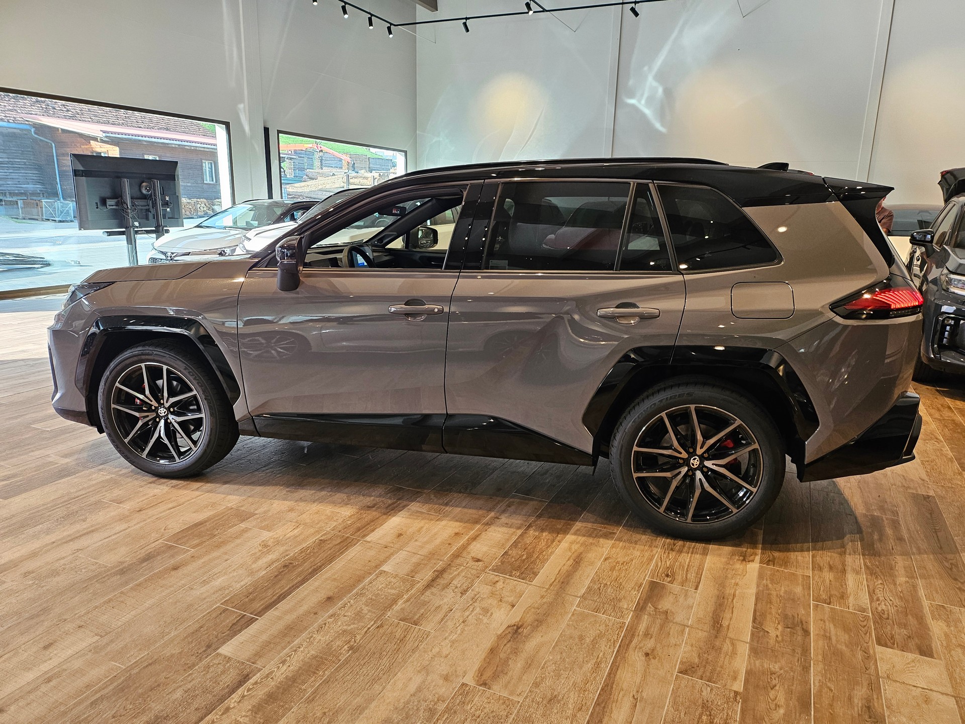 TOYOTA RAV-4 2.5 HSD GR Sport e-CVT 4WDđ„8-fachđ„-image-15