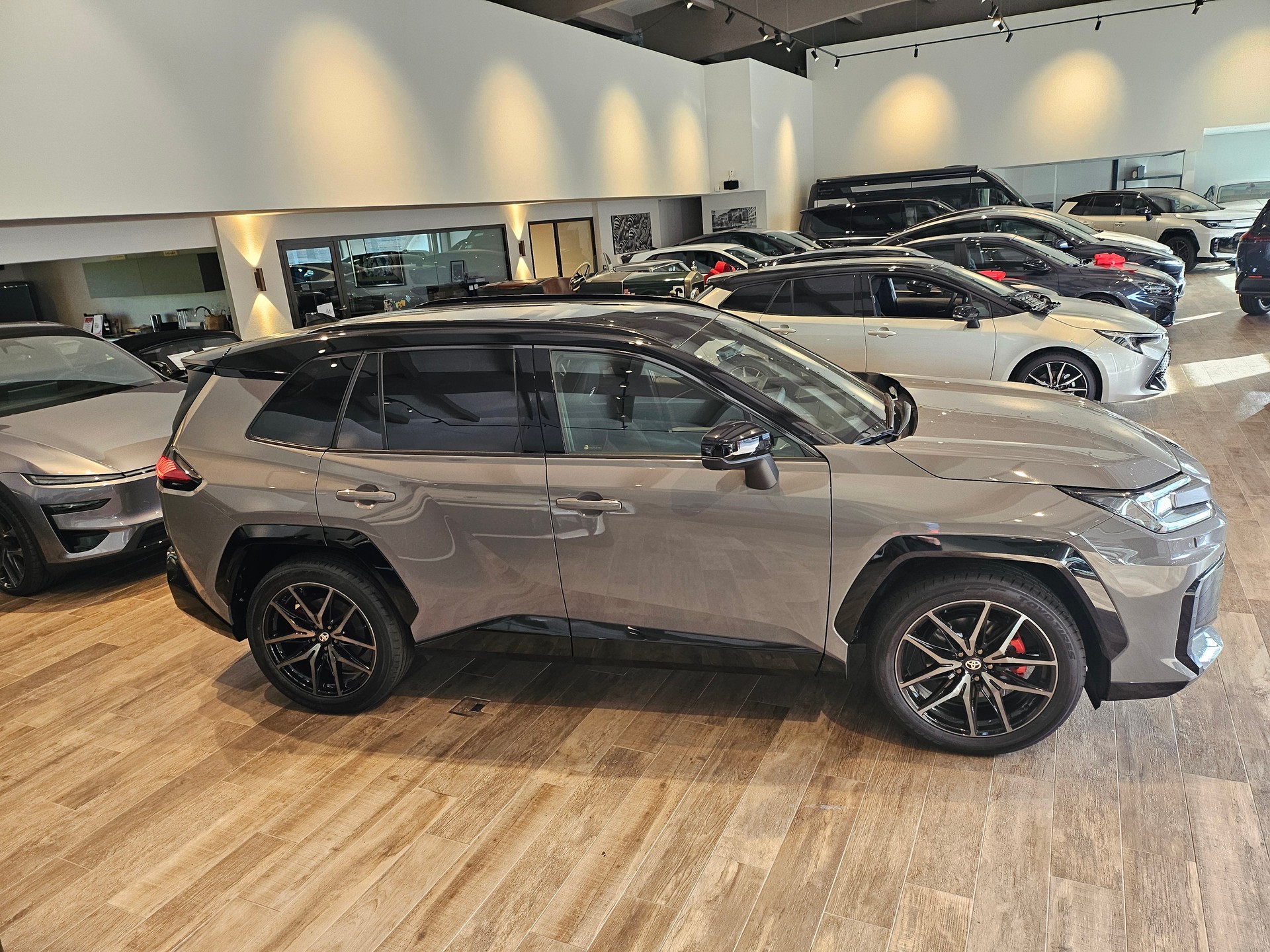 TOYOTA RAV-4 2.5 HSD GR Sport e-CVT 4WDđ„8-fachđ„-image-7