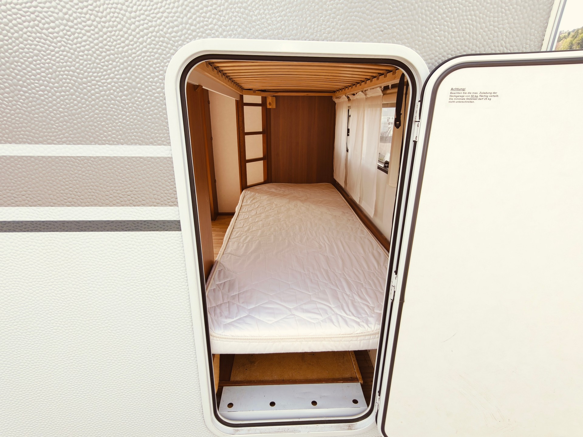 LMC VIVO 522 K -- Stockbett -- Mover -- Markise -- Veloträger-image-8