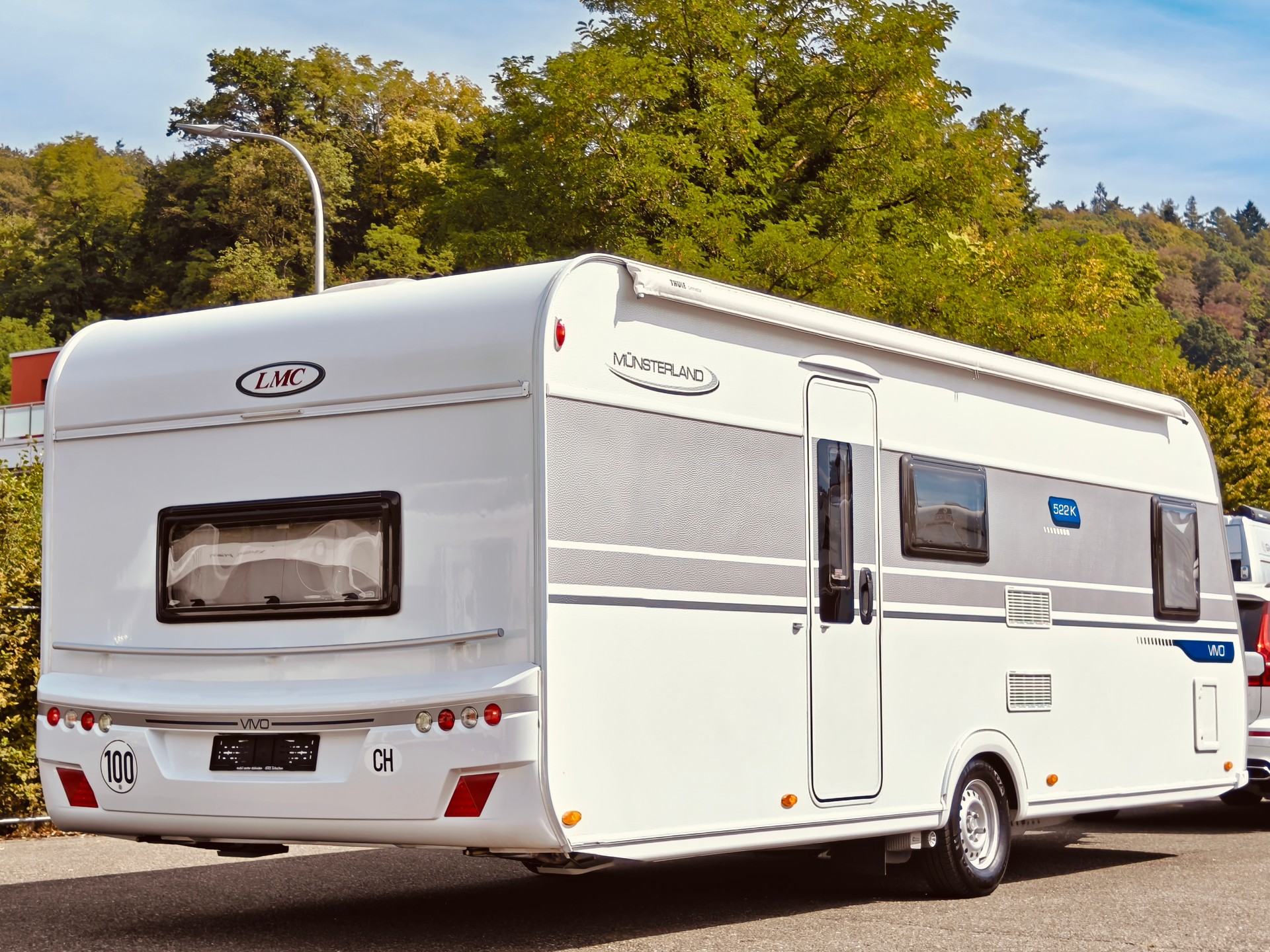 LMC VIVO 522 K -- Stockbett -- Mover -- Markise -- Veloträger-image-3