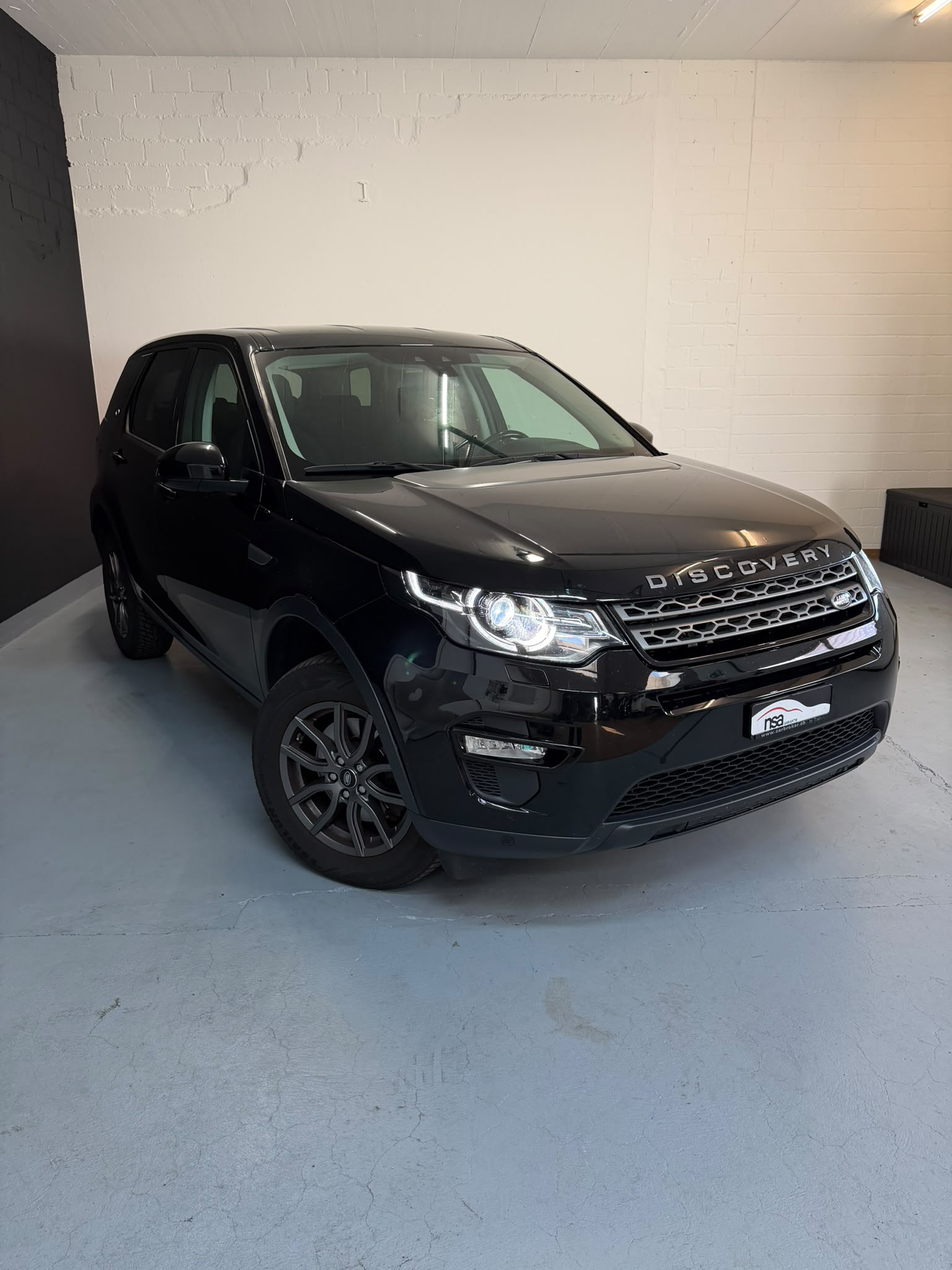 LAND ROVER Discovery Sport 2.0 TD4 HSE Luxury AT9-image-0
