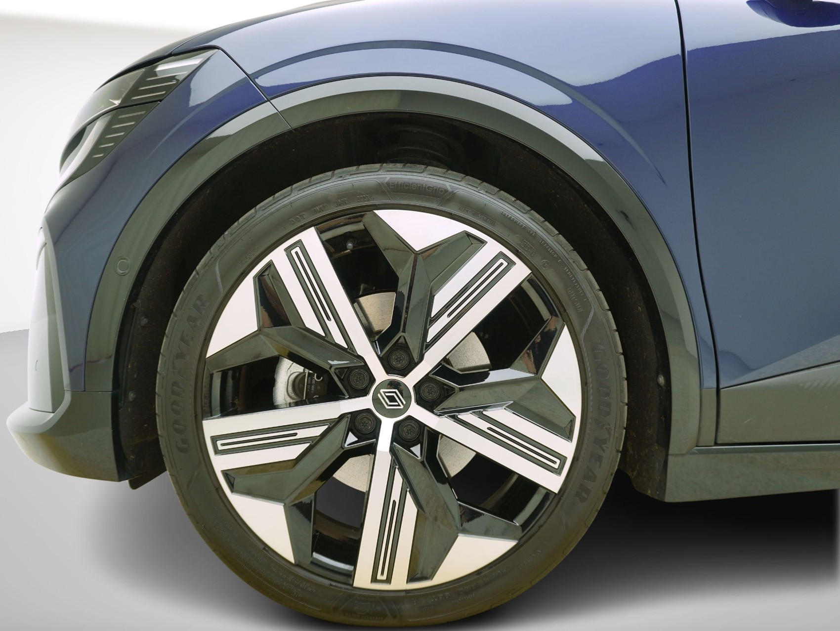 RENAULT Mégane E-Tech iconic-image-6