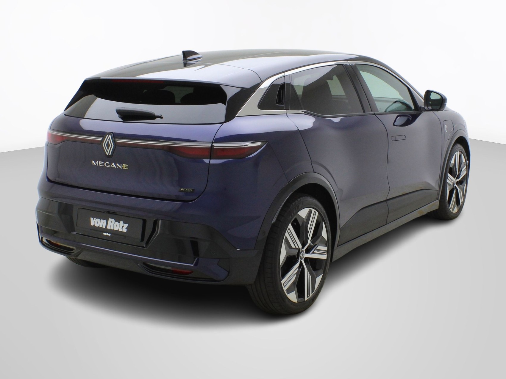 RENAULT Mégane E-Tech iconic-image-4
