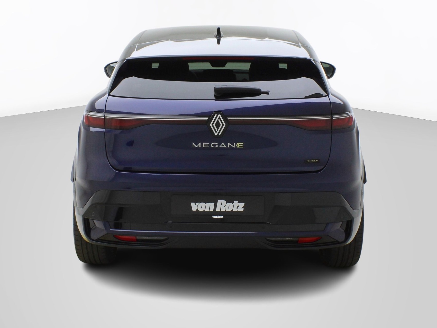 RENAULT Mégane E-Tech iconic-image-3