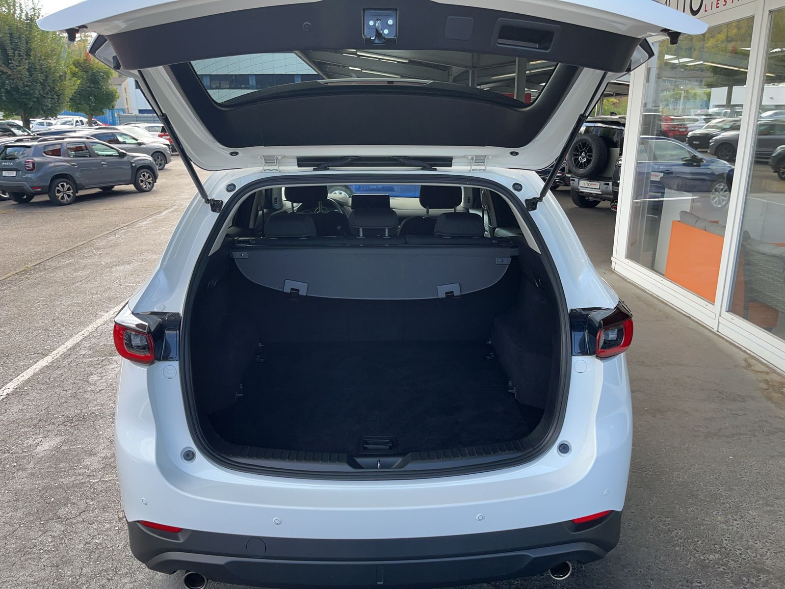 MAZDA CX-5 e-Skyactiv-G 165 Center-line FWD Automat-image-10