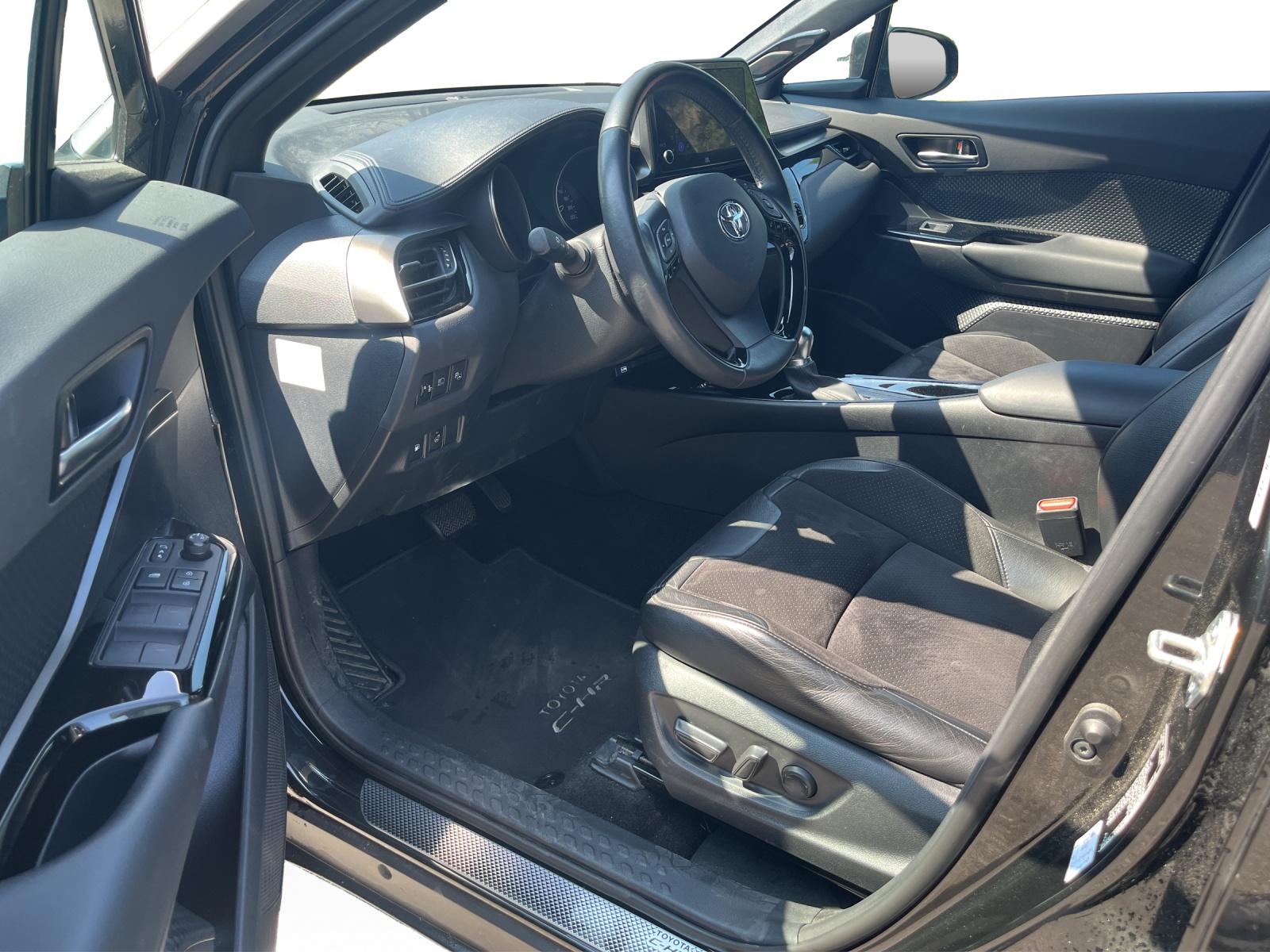 TOYOTA C-HR 2.0 VVTi HSD Move-image-5