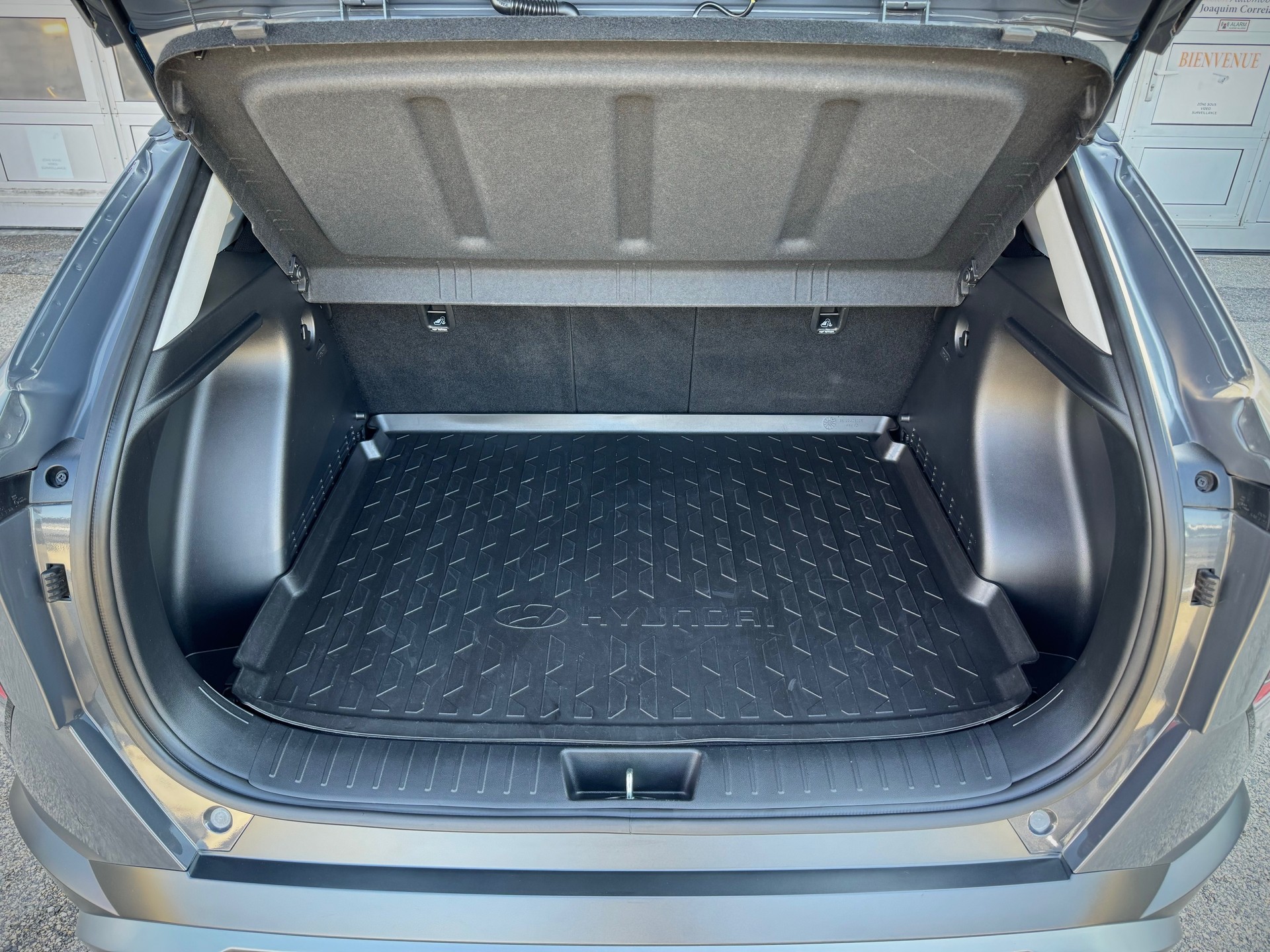 HYUNDAI Kona 1.6 T-GDi Amplia 4WD DCT - Véhicule Suisse (CH)-image-15