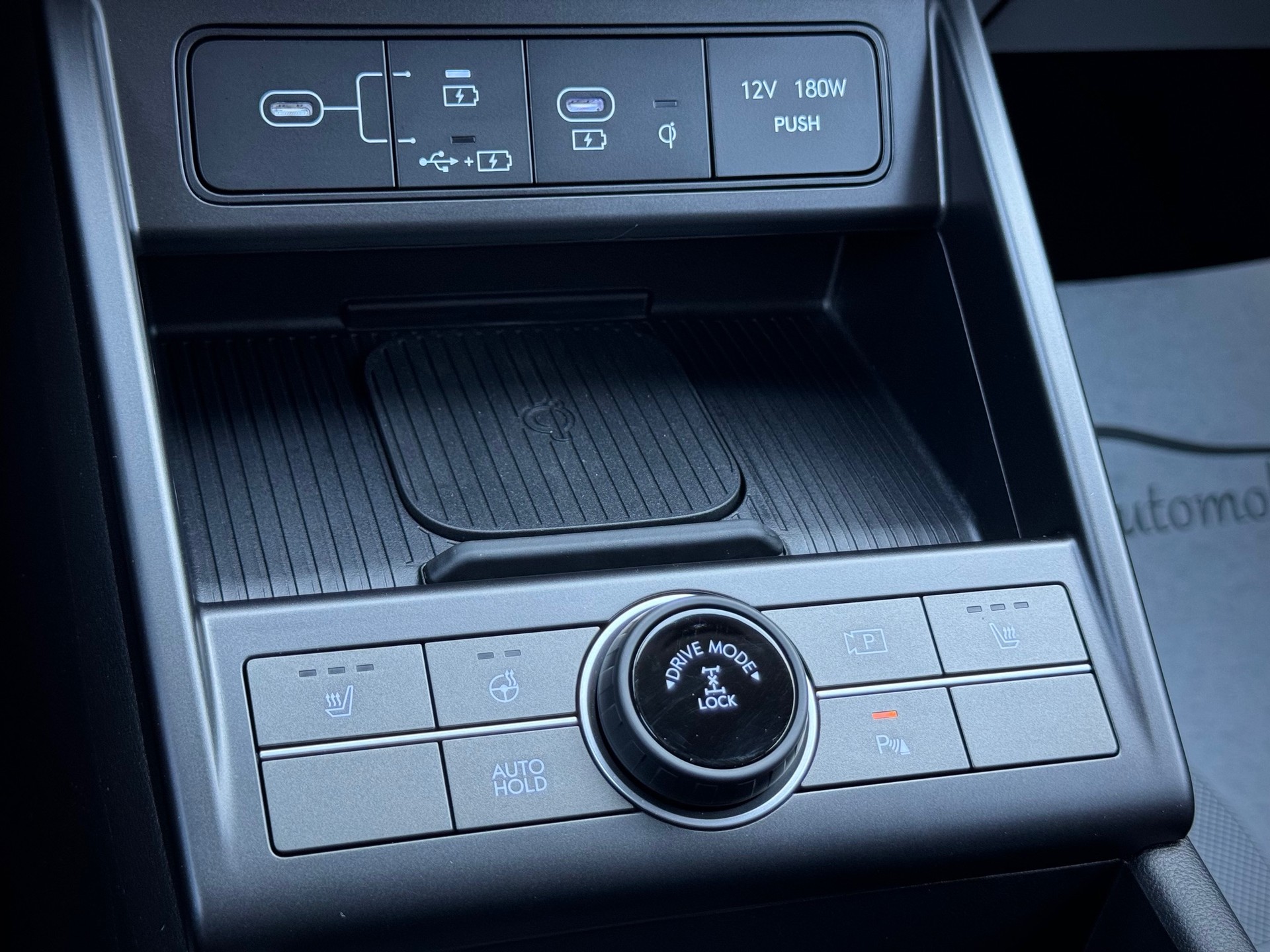 HYUNDAI Kona 1.6 T-GDi Amplia 4WD DCT - Véhicule Suisse (CH)-image-14