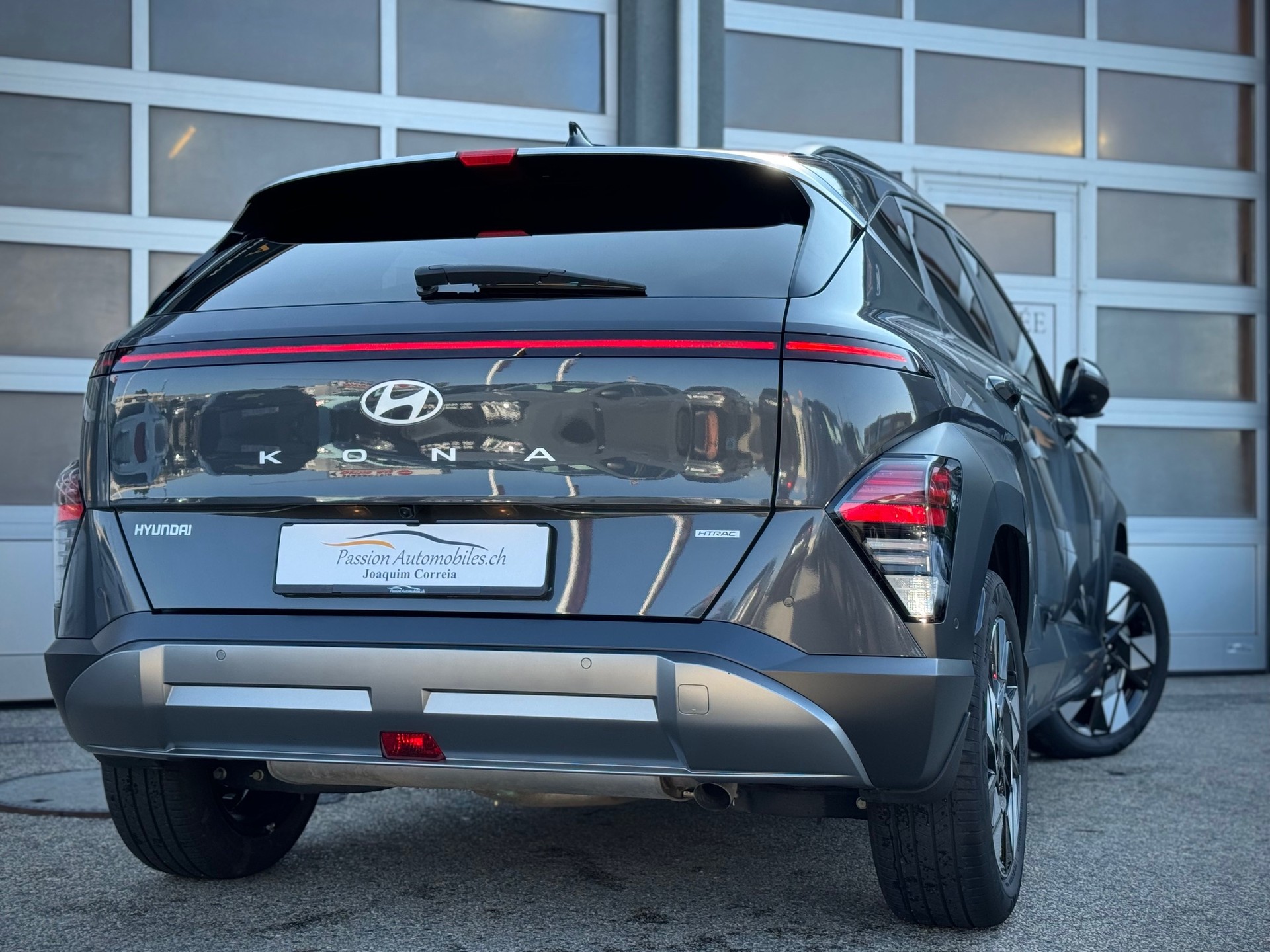 HYUNDAI Kona 1.6 T-GDi Amplia 4WD DCT - Véhicule Suisse (CH)-image-1