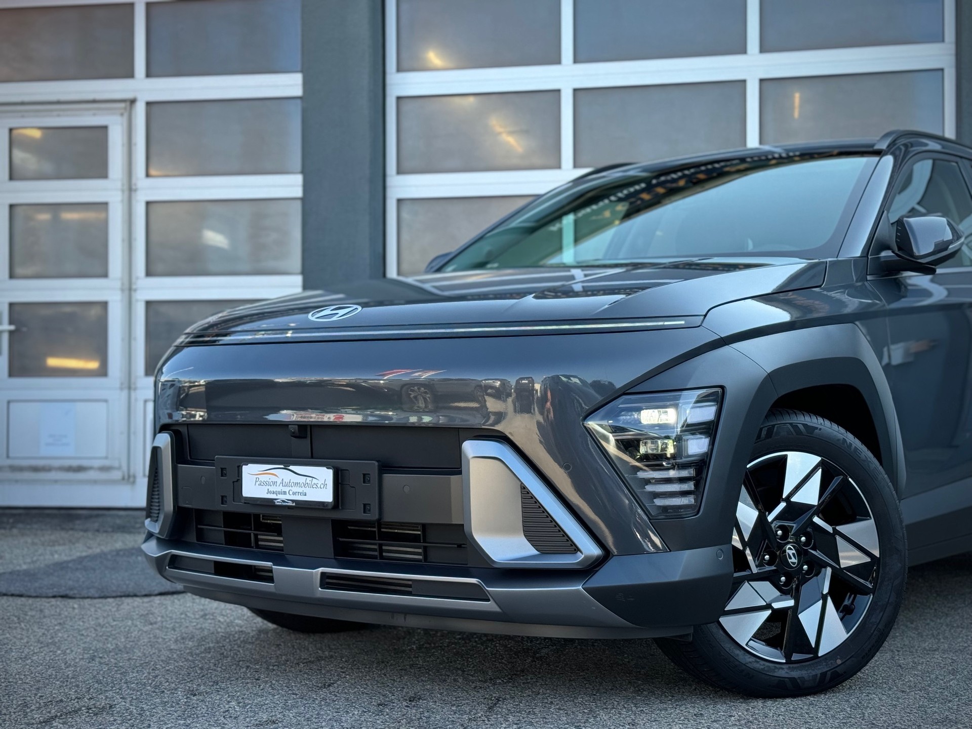 HYUNDAI Kona 1.6 T-GDi Amplia 4WD DCT - Véhicule Suisse (CH)-image-2