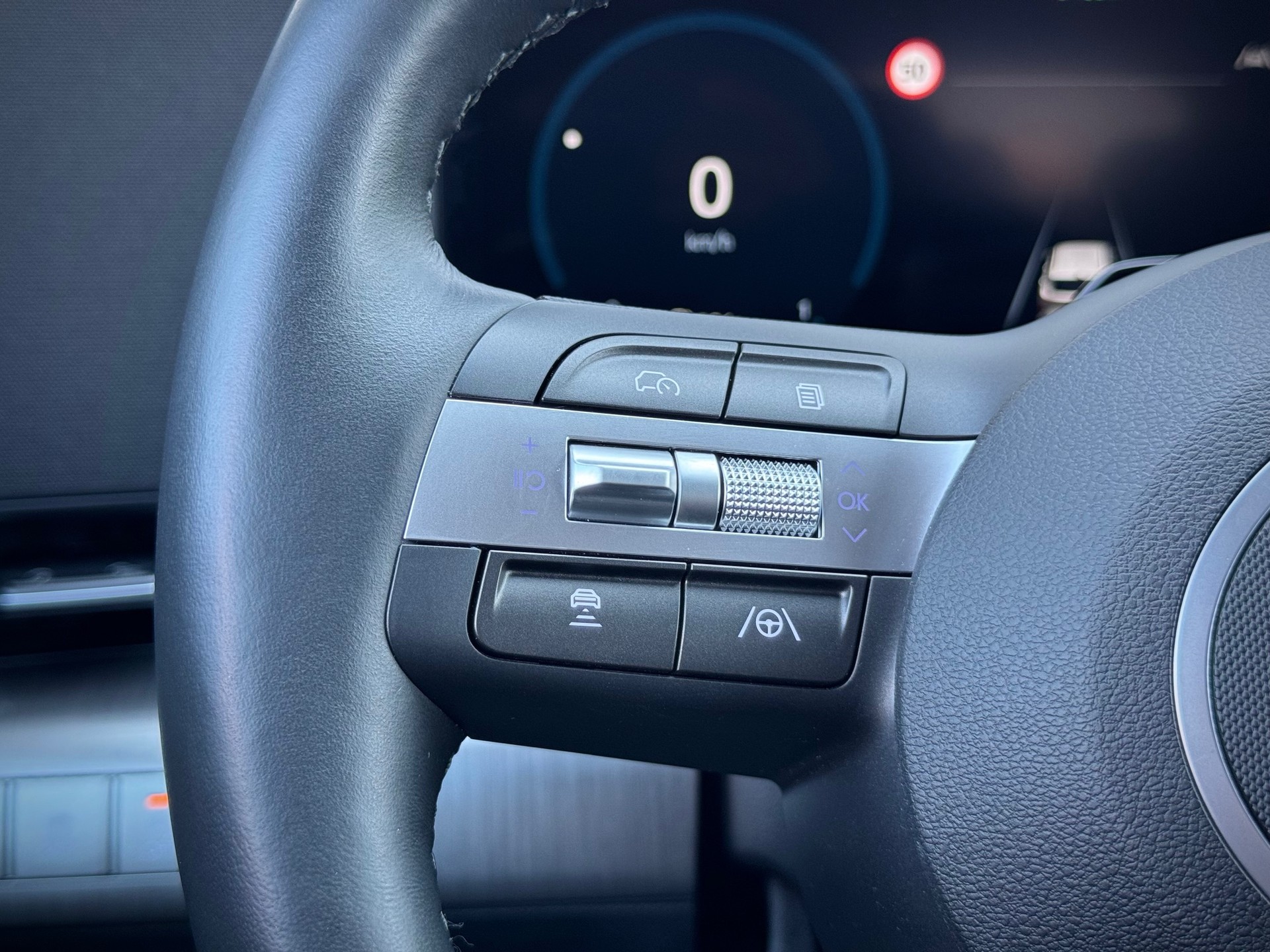 HYUNDAI Kona 1.6 T-GDi Amplia 4WD DCT - Véhicule Suisse (CH)-image-9
