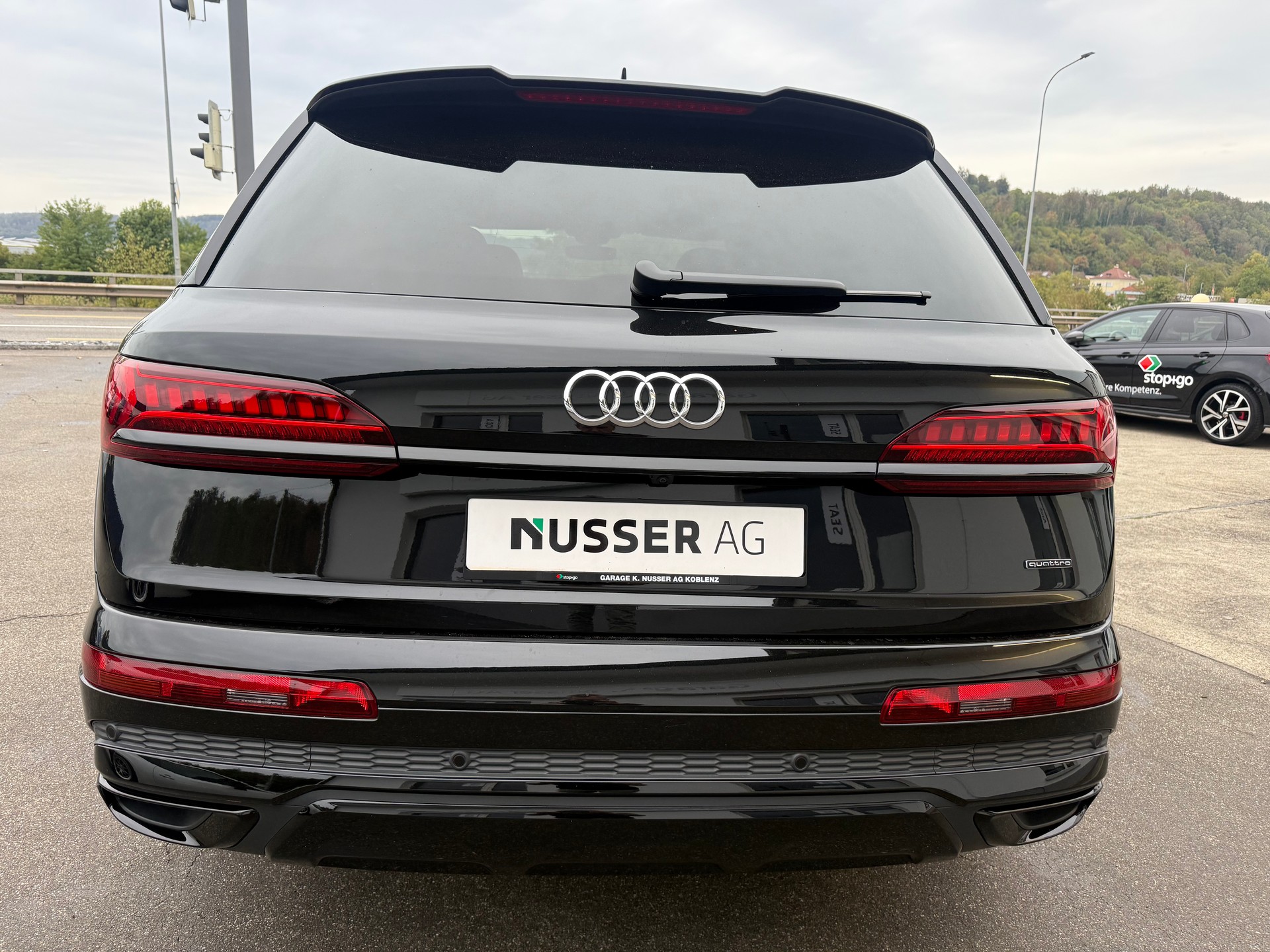 AUDI Q7 50 TDI quattro S Line tiptronic-image-5