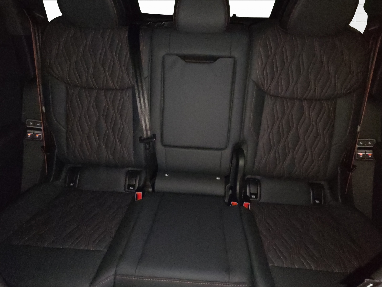 AUDI Q7 SUV TDI quattro 220 kW-image-7