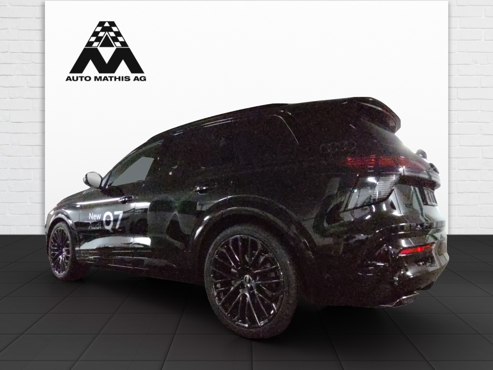 AUDI Q7 SUV TDI quattro 220 kW-image-3