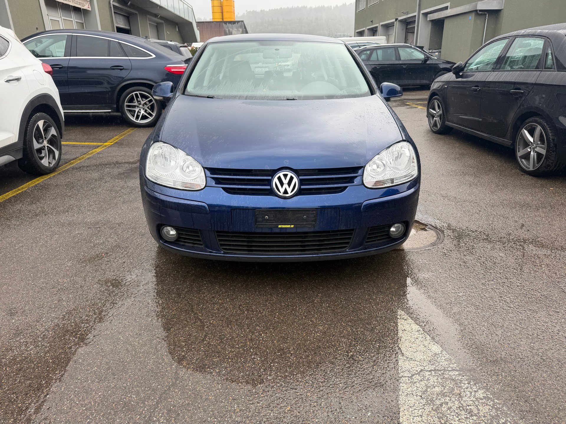 VW Golf 1.9TDI Sportline 4Motion-image-1