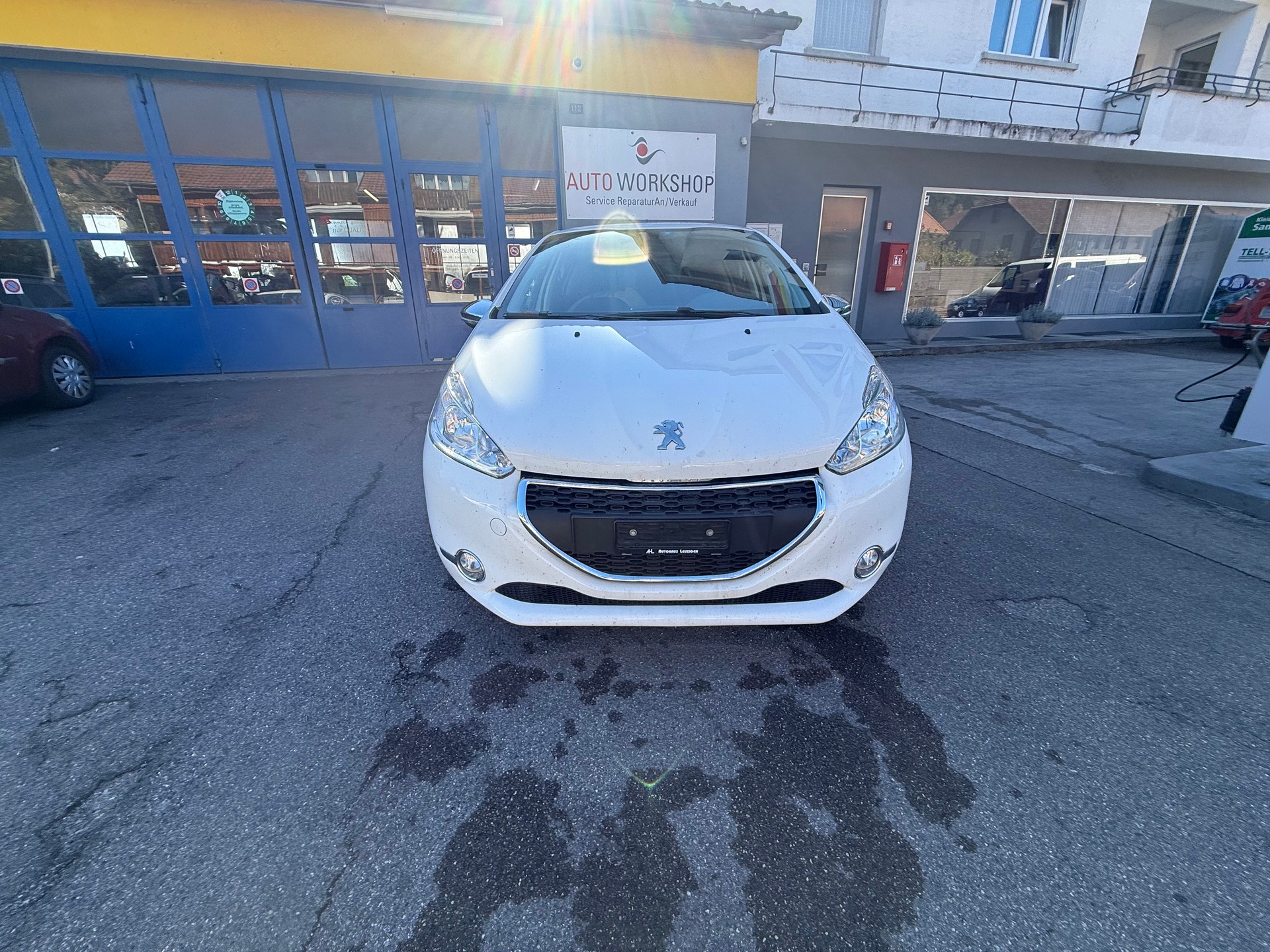 PEUGEOT 208 1.2 VTI Active-image-7