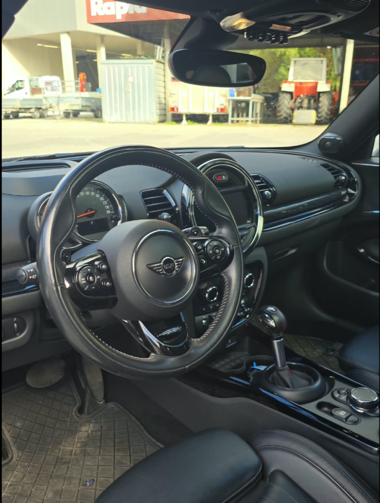 MINI Clubman Cooper S ALL4 Steptronic-image-9