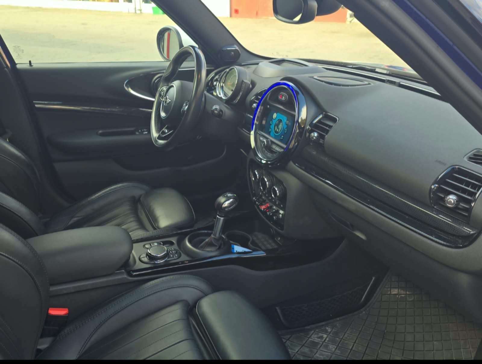 MINI Clubman Cooper S ALL4 Steptronic-image-12