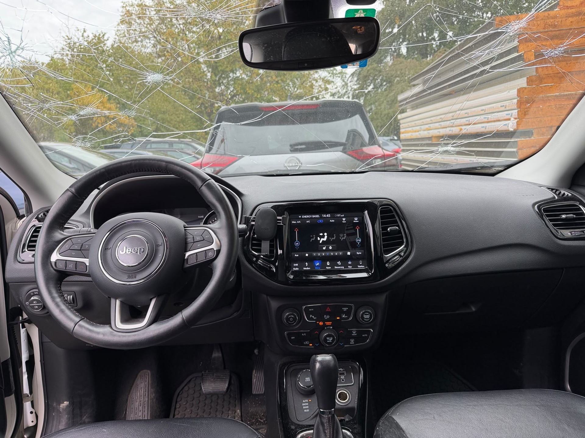 JEEP Compass 1.4 Turbo Limited AWD 9ATX-image-9
