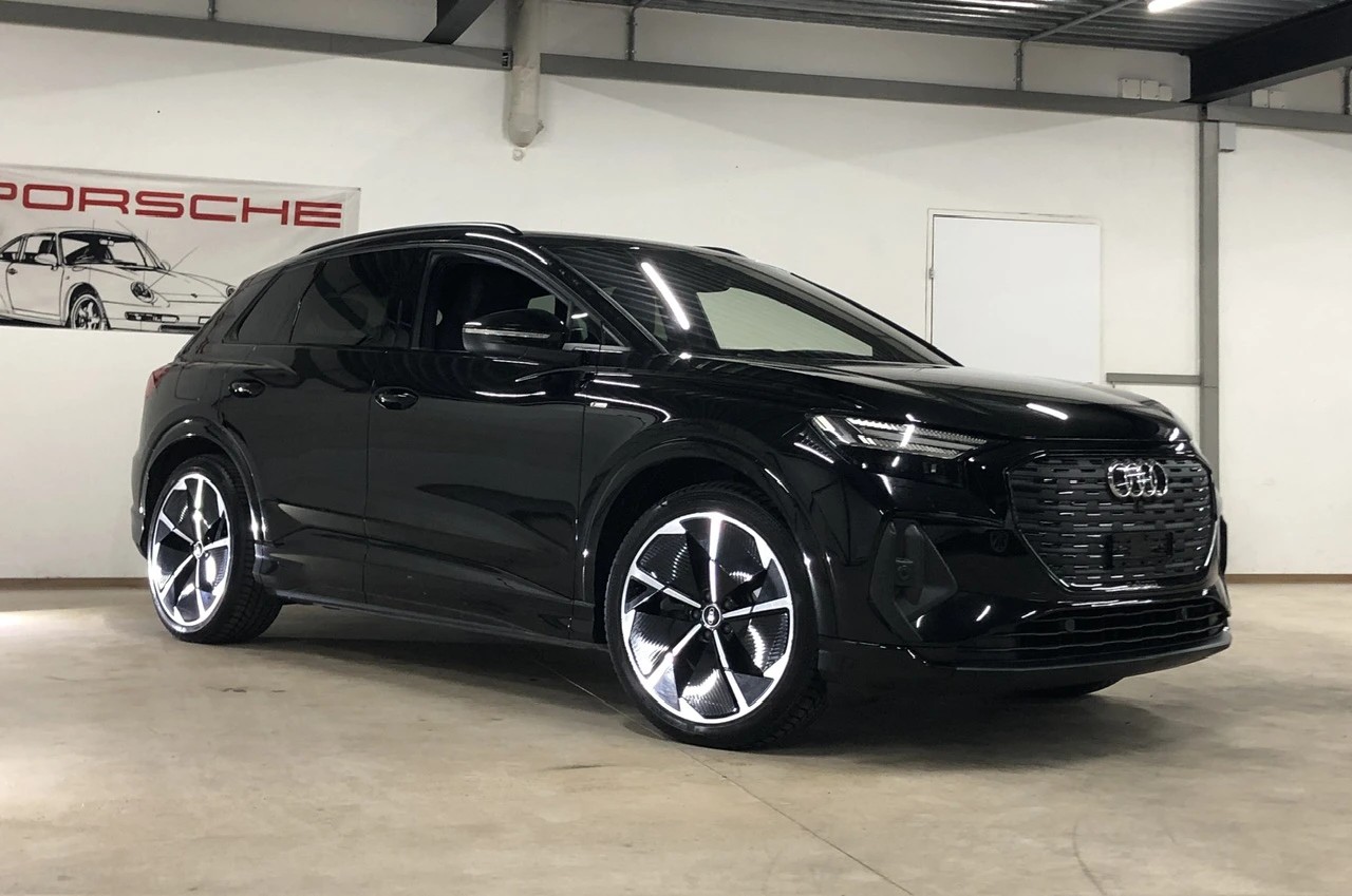 AUDI Q4 e-tron 45 Edition S line Attraction quattro Black-Optik 82kWh / TOP-Ausstattung / Wärmepumpe-image-2