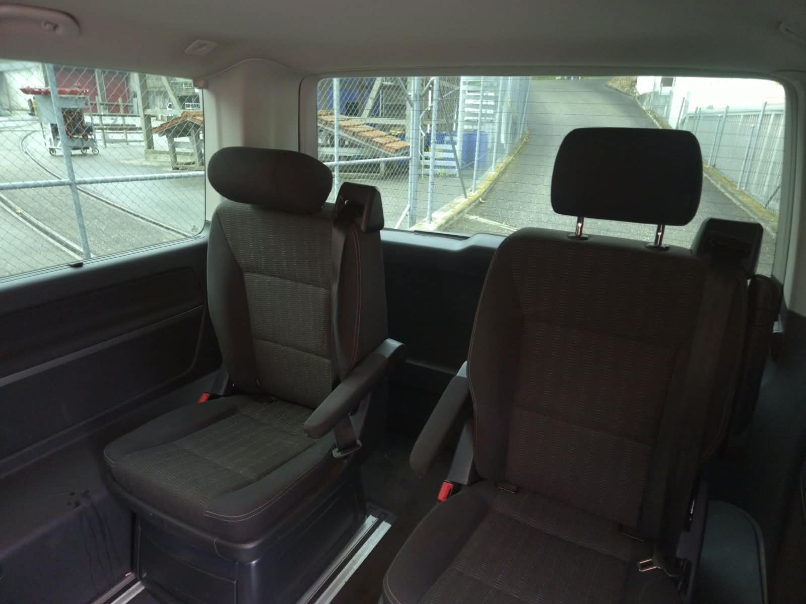 VW T6 Multivan 2.0 TDI Comfortline 4Motion DSG-image-11