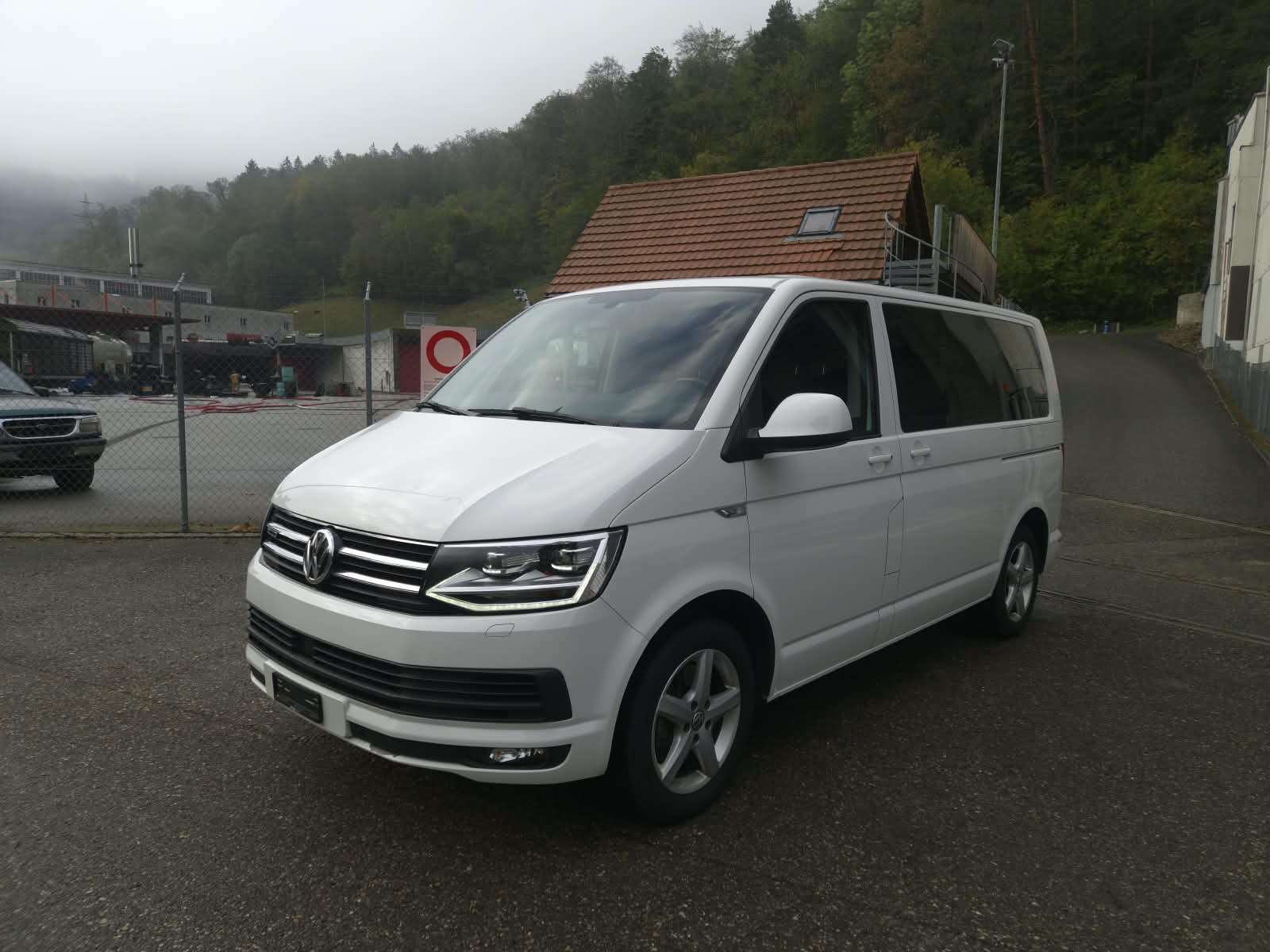 VW T6 Multivan 2.0 TDI Comfortline 4Motion DSG-image-0