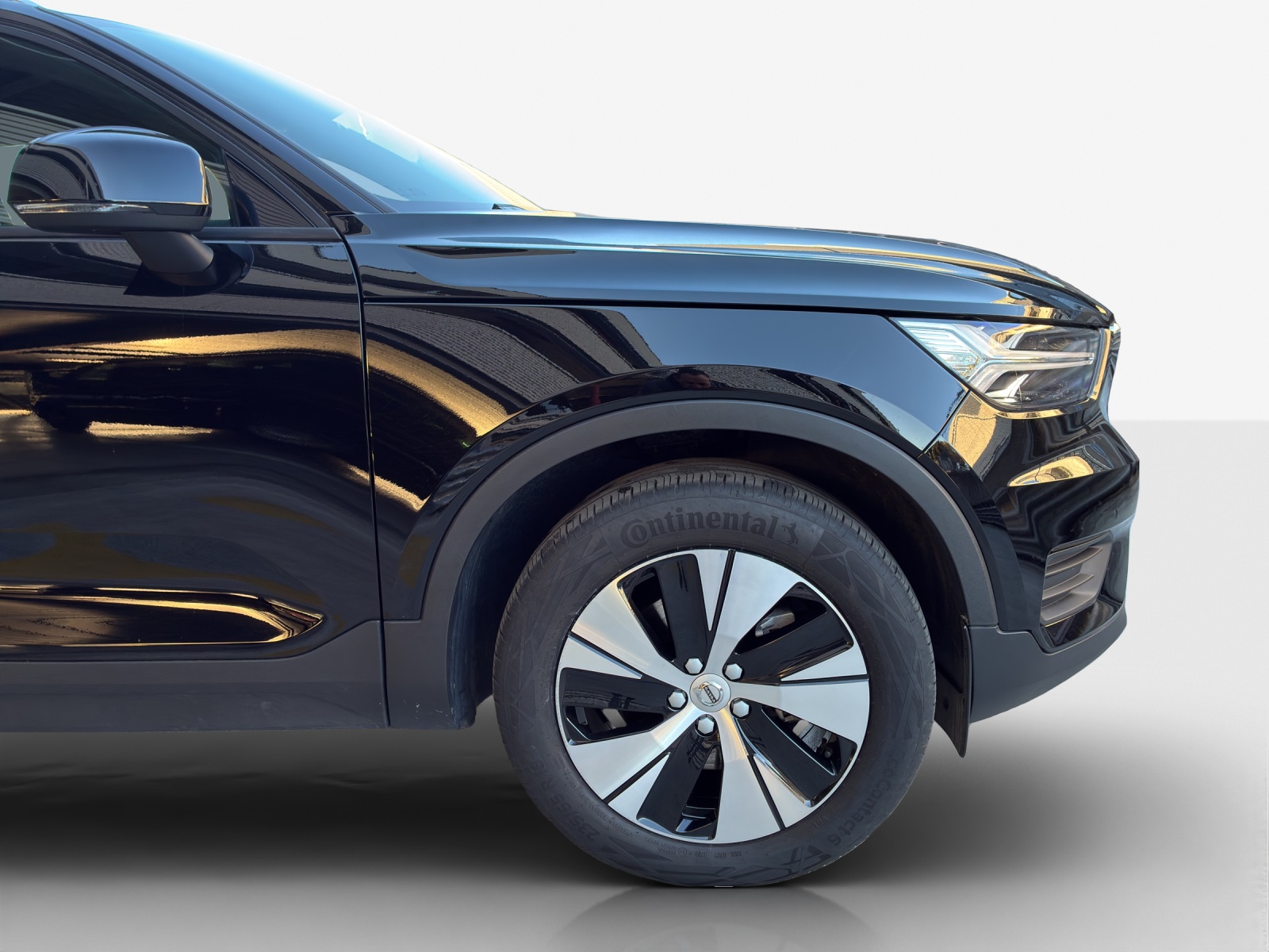 VOLVO XC40 B4 Benzin Mild Hybrid AWD Core DCT-image-13