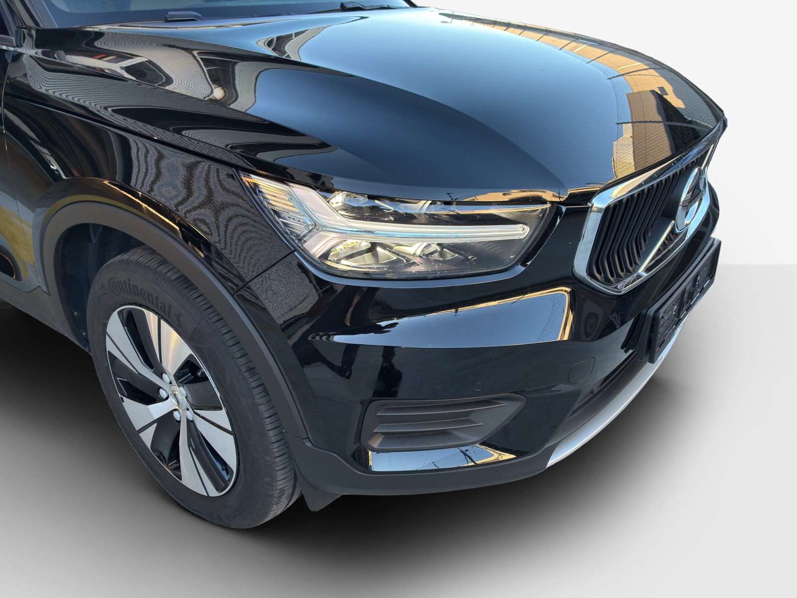 VOLVO XC40 B4 Benzin Mild Hybrid AWD Core DCT-image-15