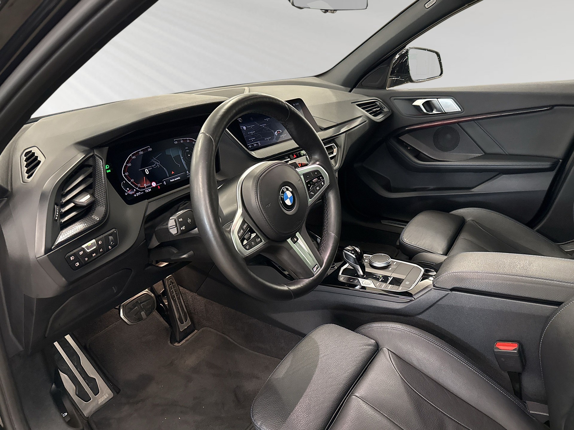 BMW 120i M Sport Steptronic-image-3
