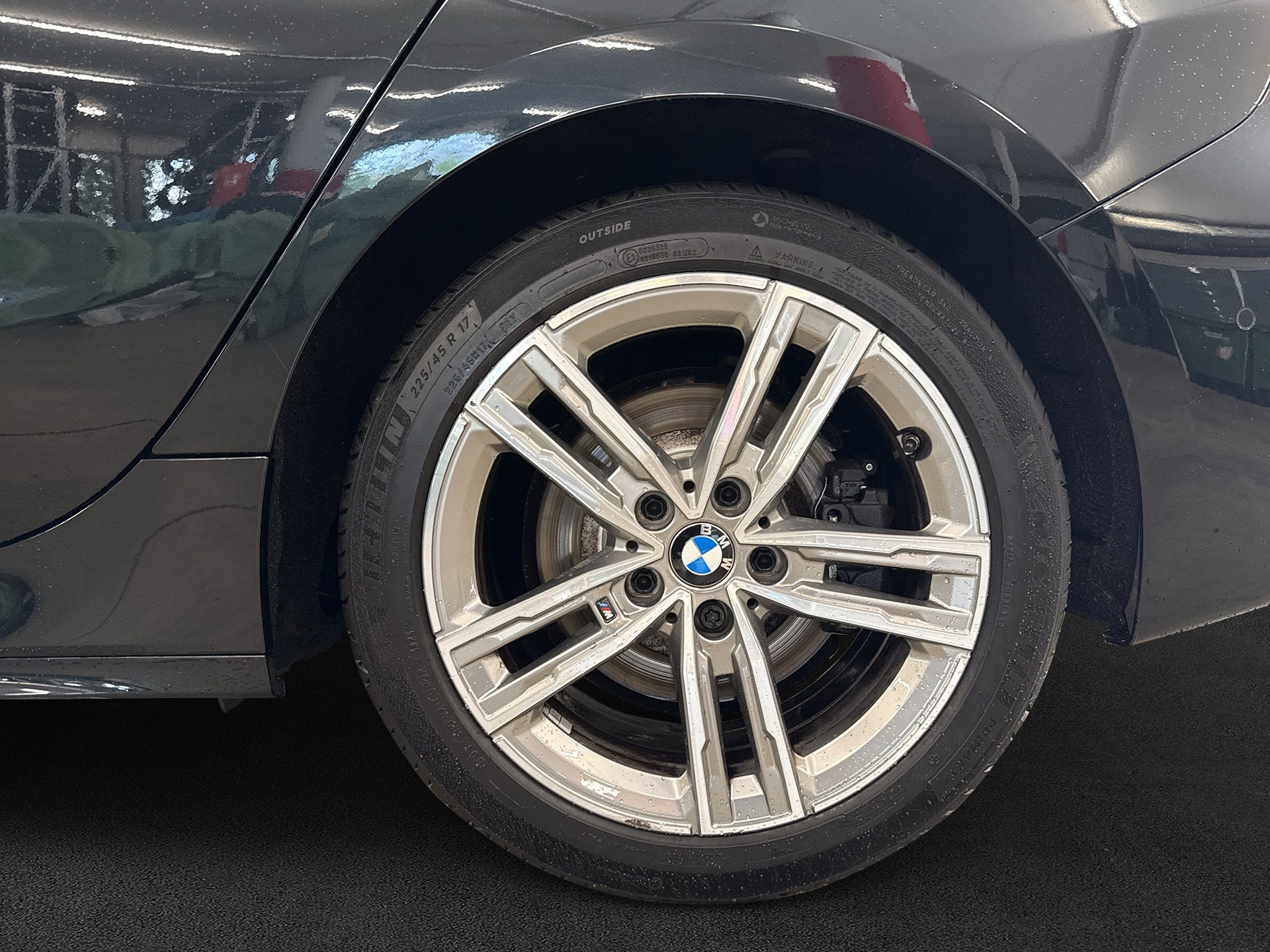 BMW 120i M Sport Steptronic-image-8