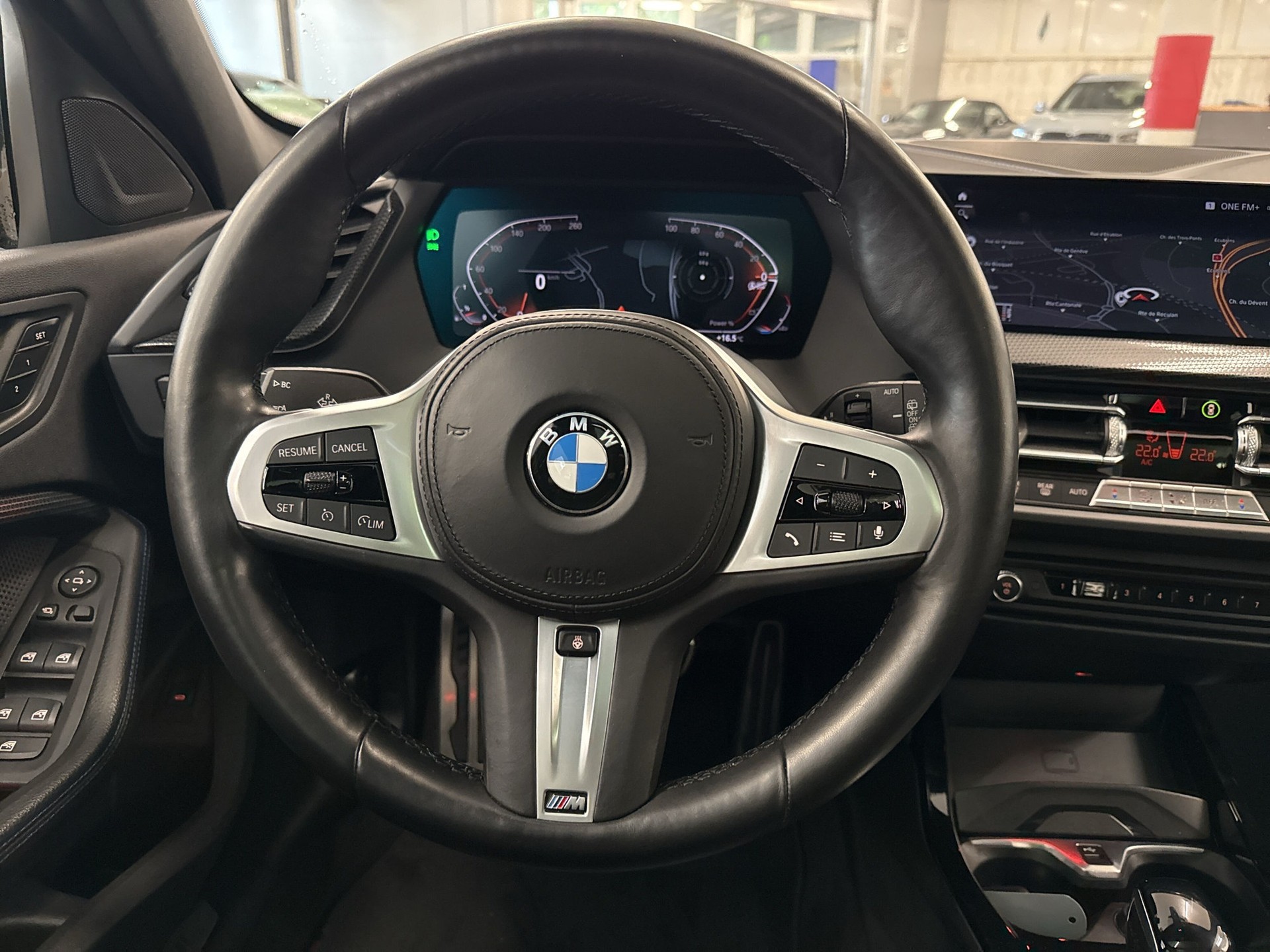 BMW 120i M Sport Steptronic-image-11