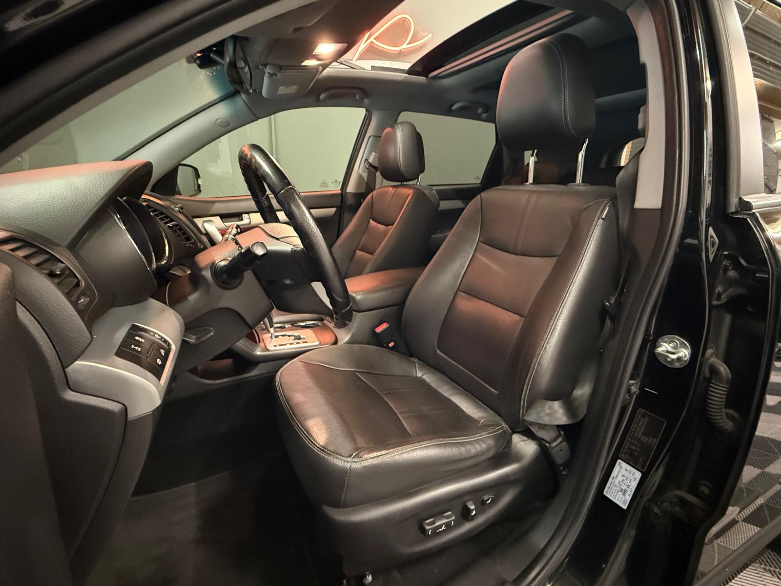 KIA Sorento 2.2 CRDI Style Automatic-image-9