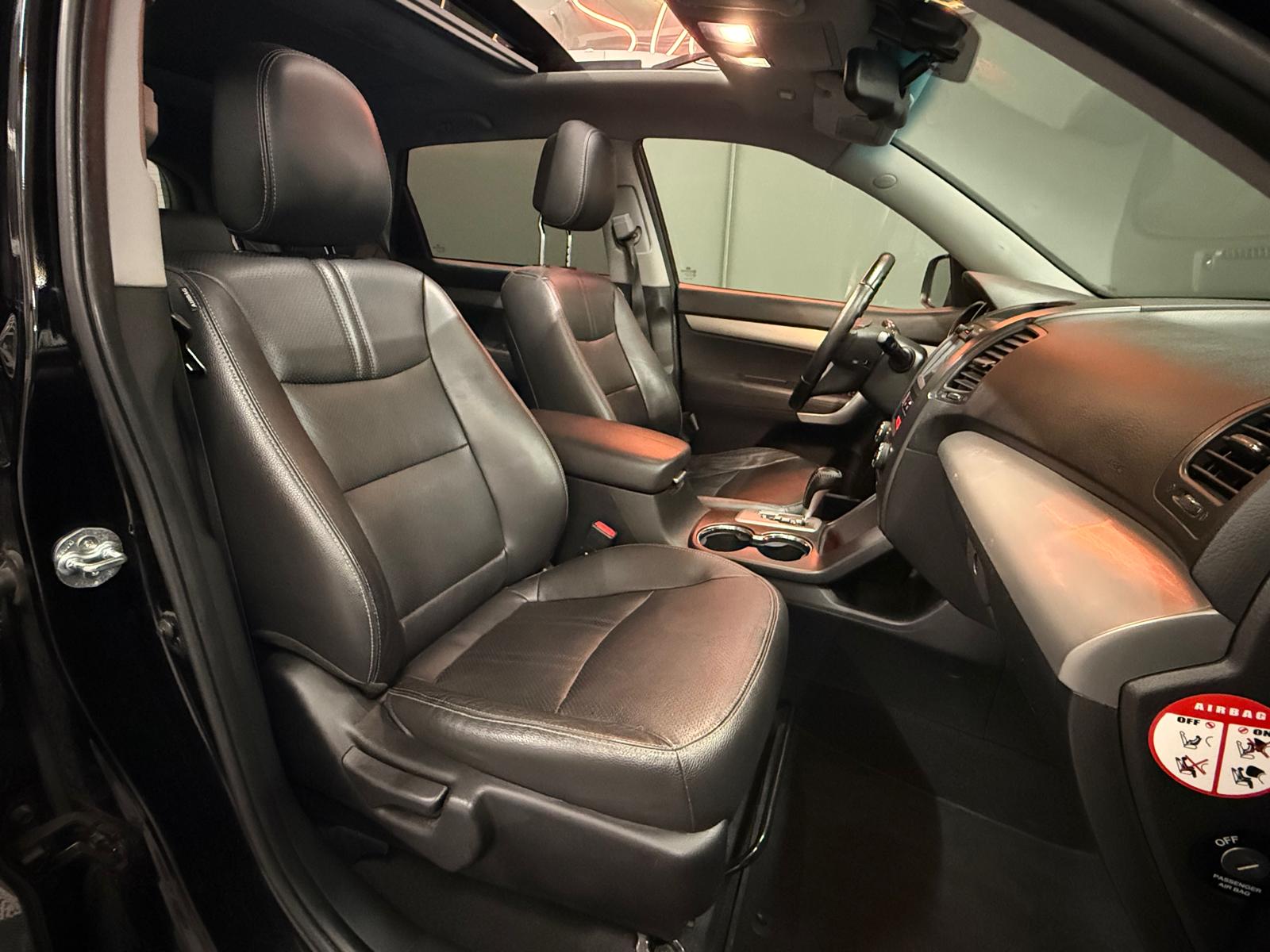 KIA Sorento 2.2 CRDI Style Automatic-image-15