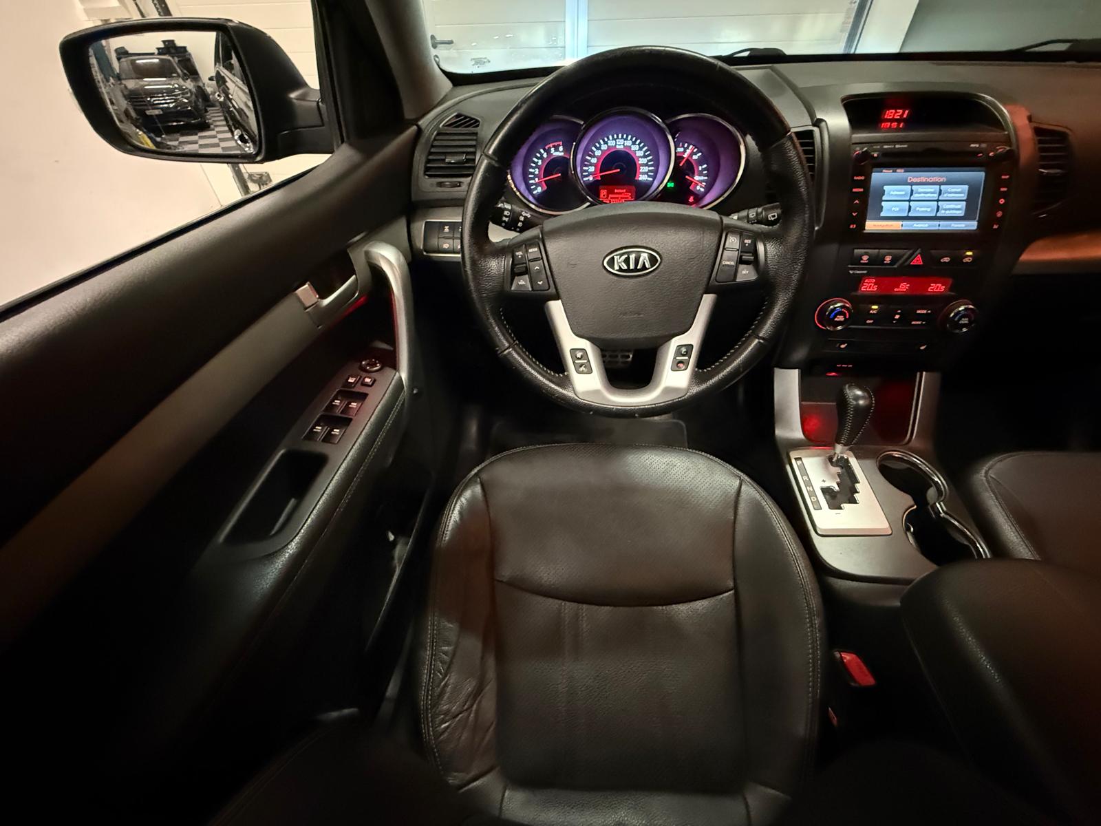KIA Sorento 2.2 CRDI Style Automatic-image-17