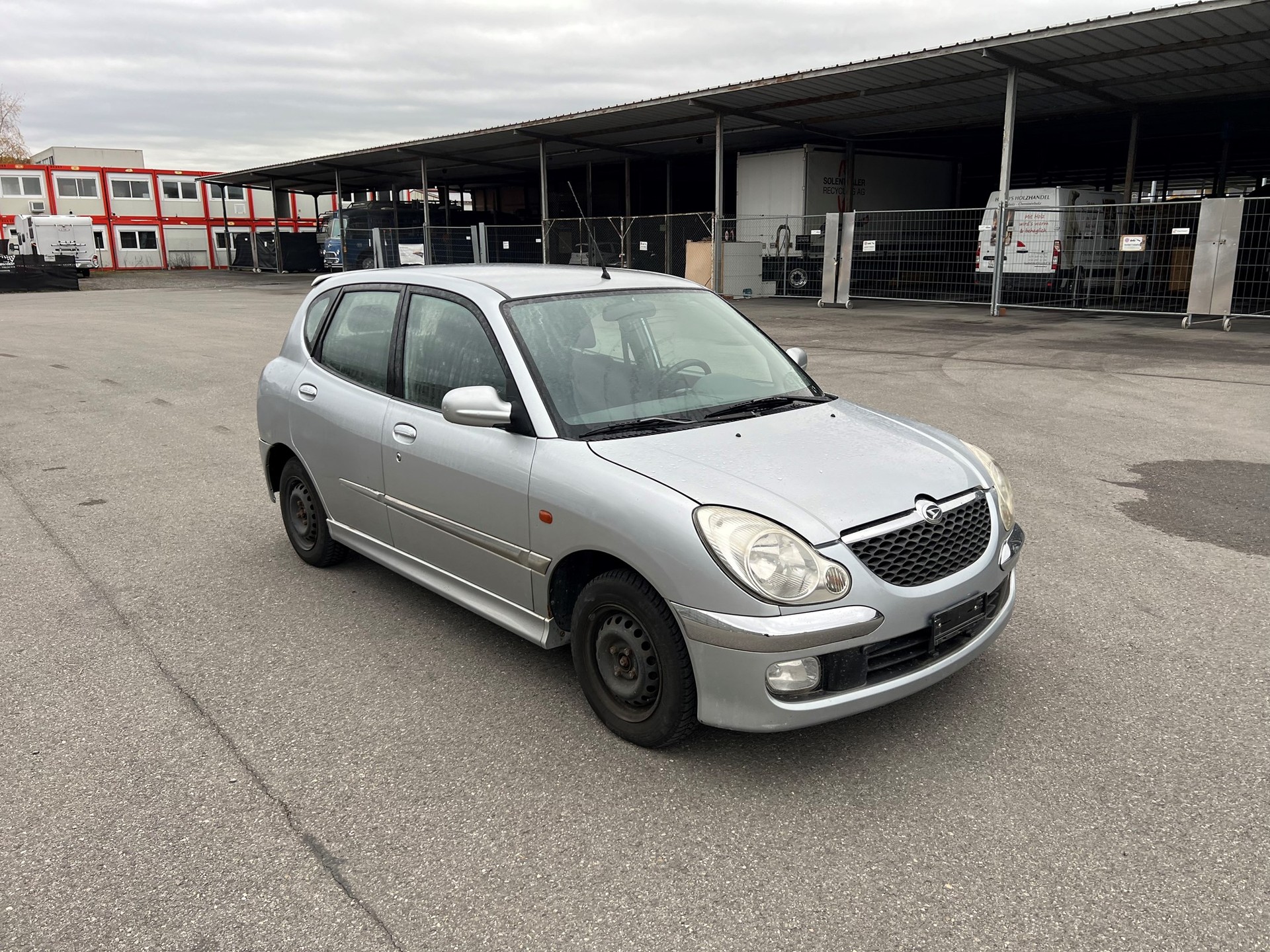DAIHATSU Sirion 1.3 4x4-image-1