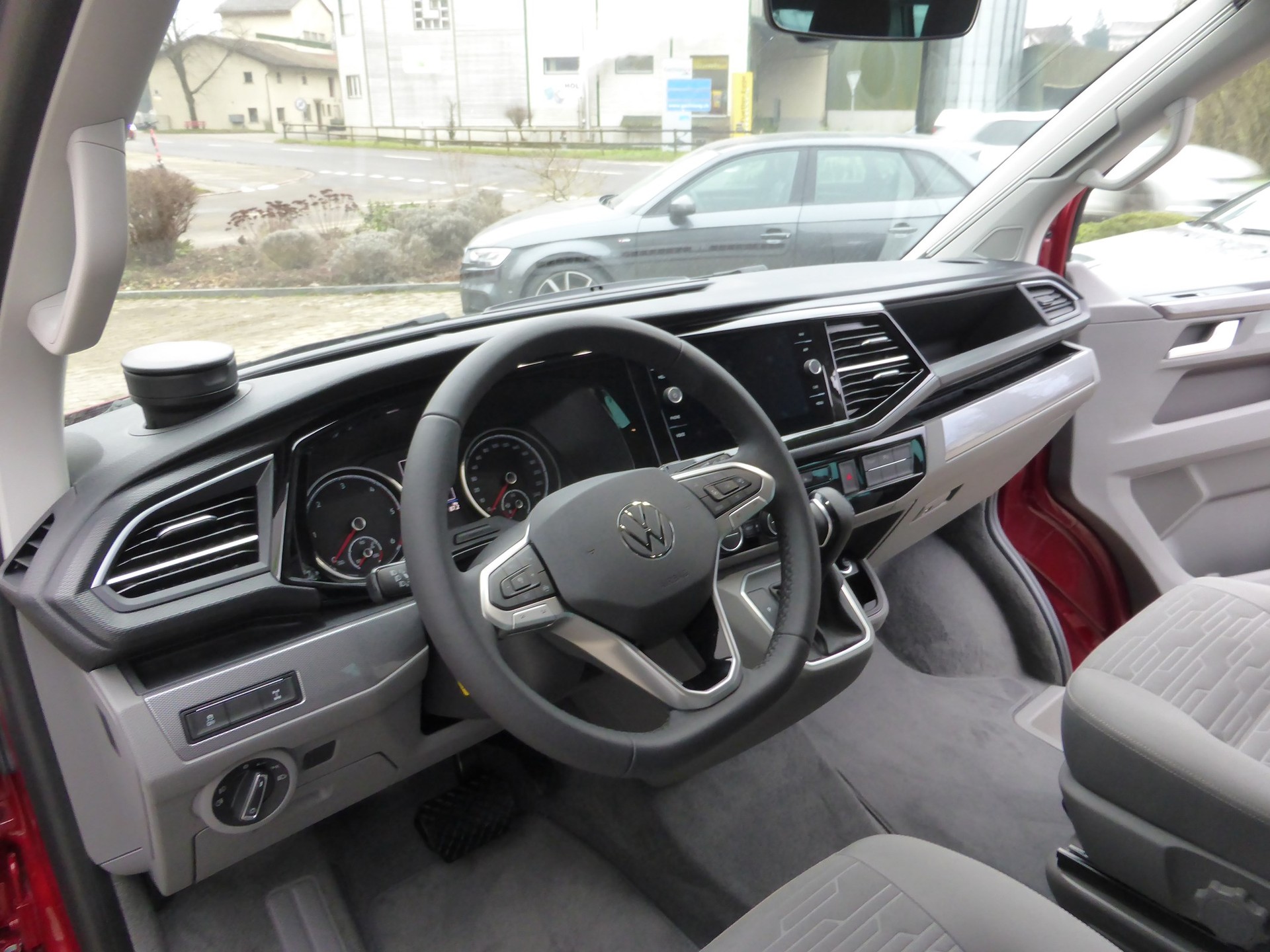 VW T6.1 California 2.0 TDI Ocean Edition 4Motion-image-9
