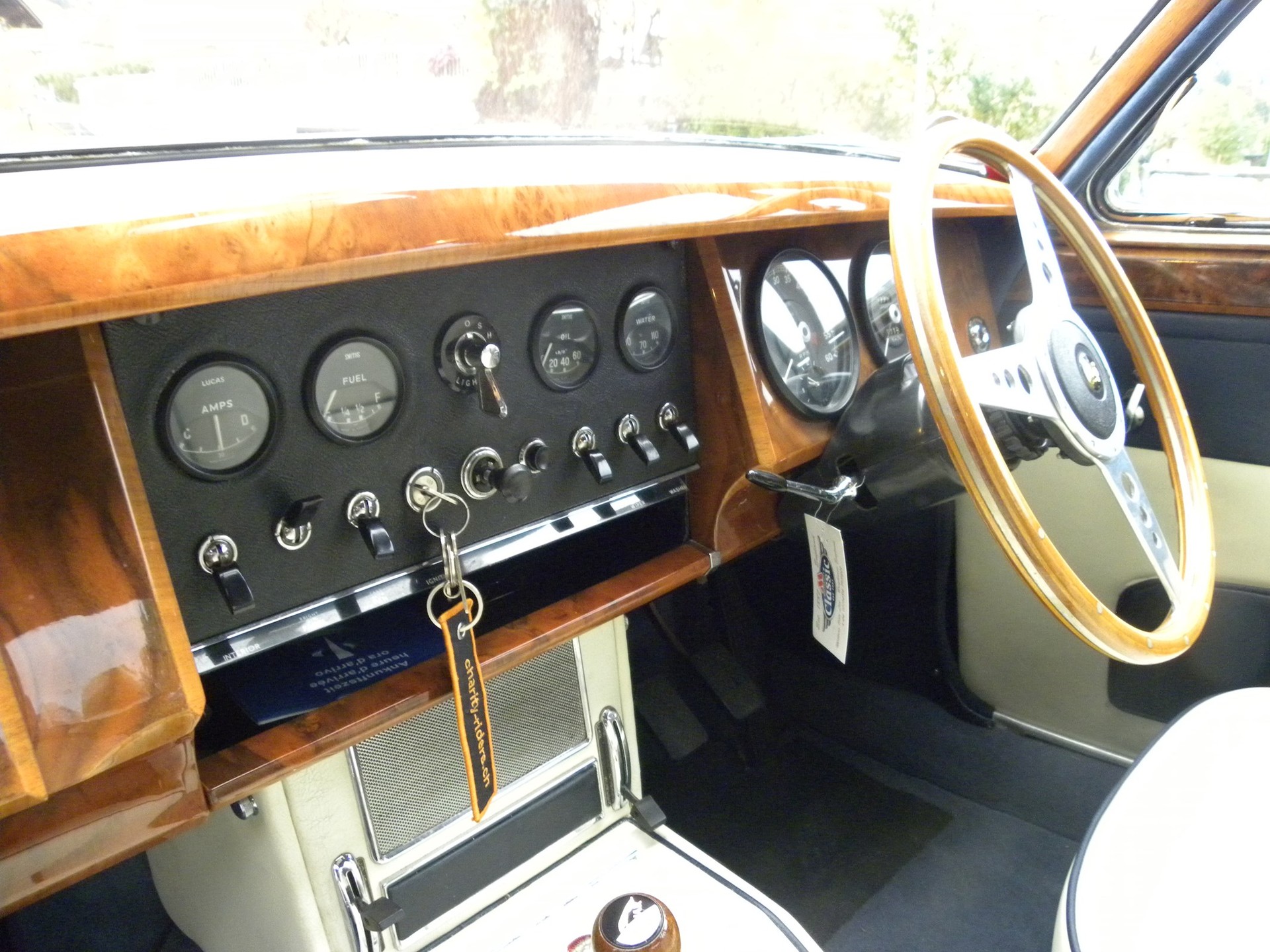 JAGUAR MK 2-image-5