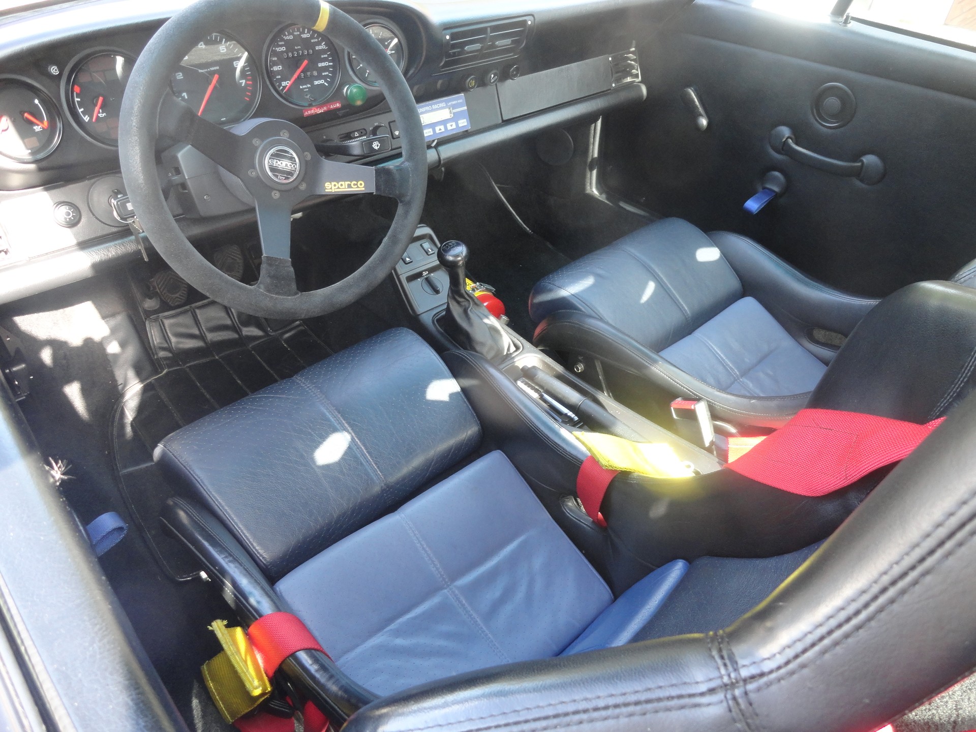 PORSCHE 911 Carrera 2 RS Touring-image-9