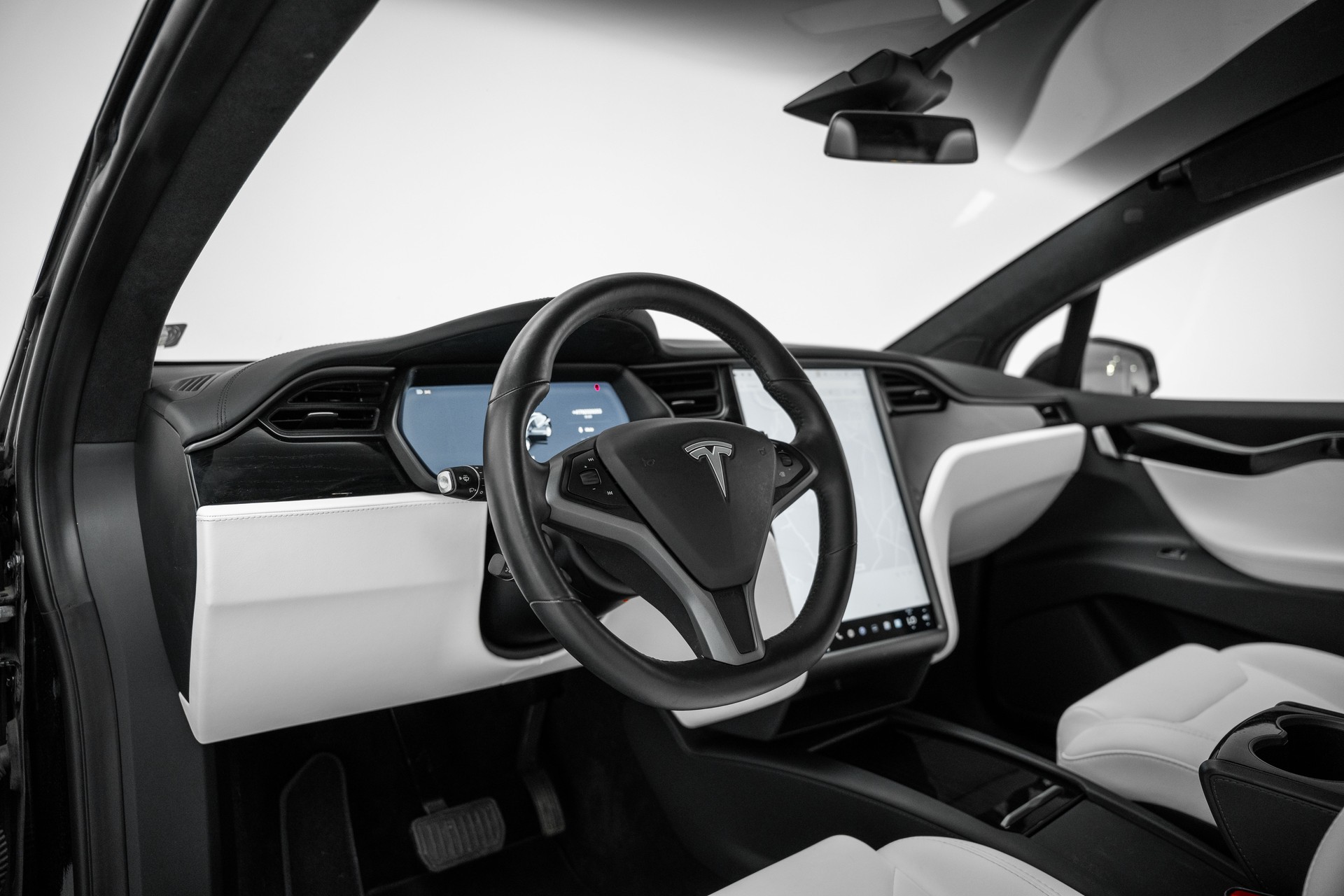 TESLA Model X 100 D-image-10