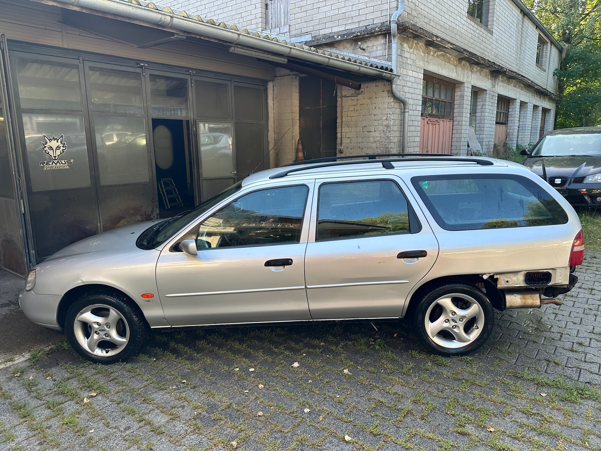 FORD Mondeo 2.0i RS FIXPREIS-image-0