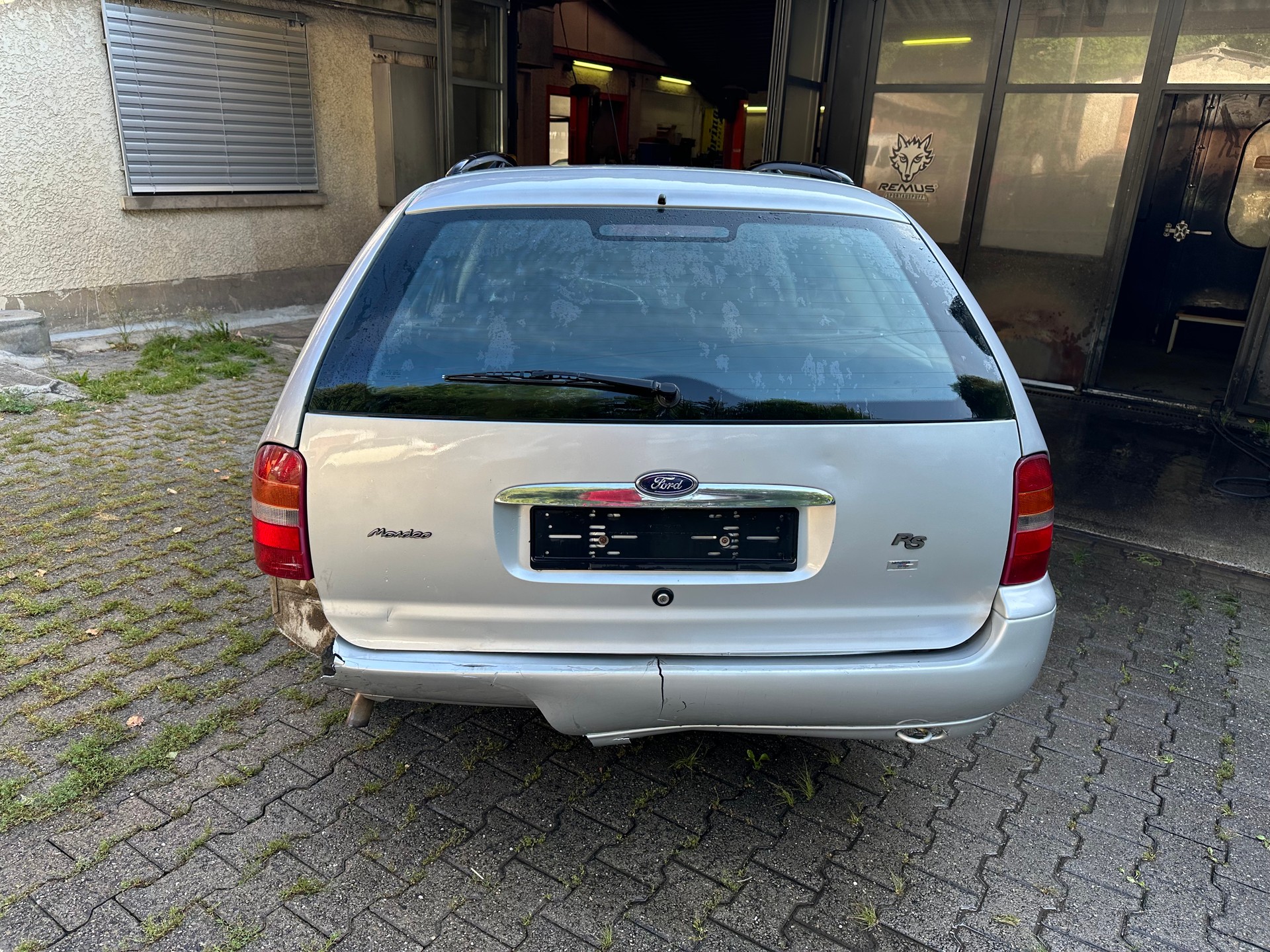 FORD Mondeo 2.0i RS FIXPREIS-image-11