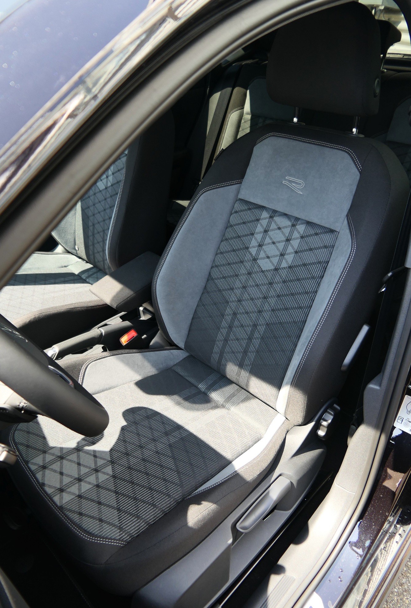 VW Polo 1.0 TSI R-Line DSG-image-5