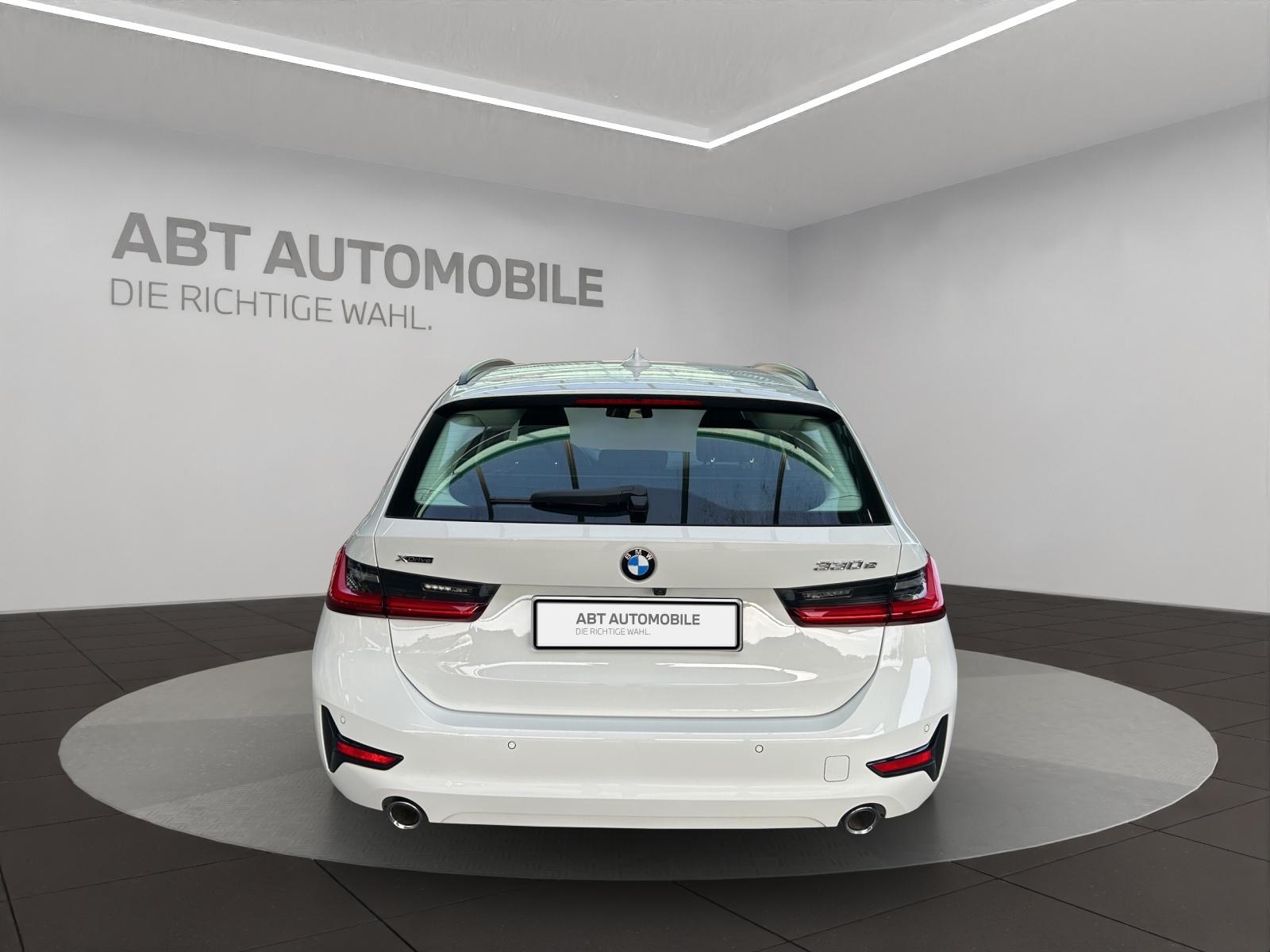 BMW 330e xDrive Touring-image-5