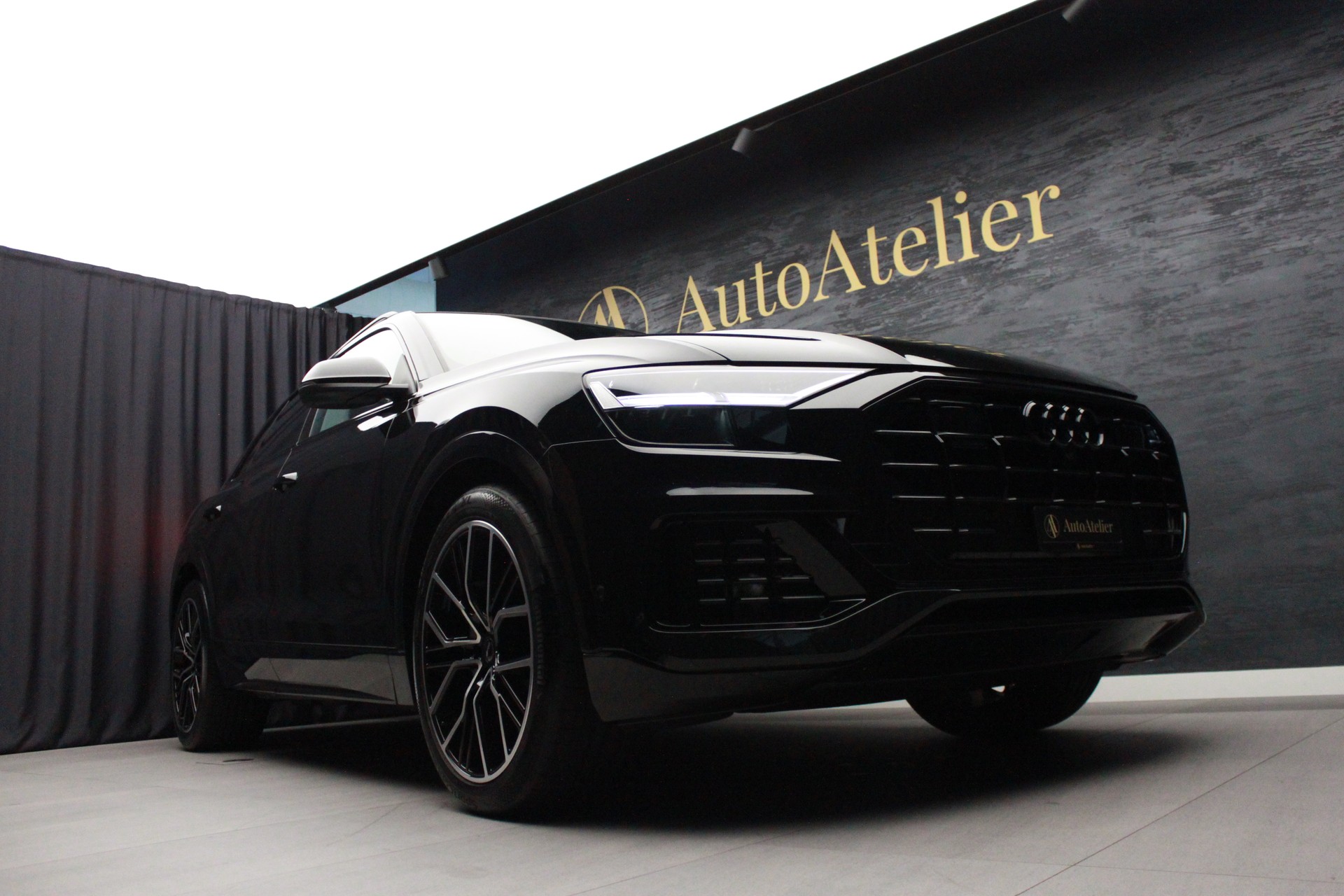 AUDI Q8 50 TDI quattro tiptronic-image-3