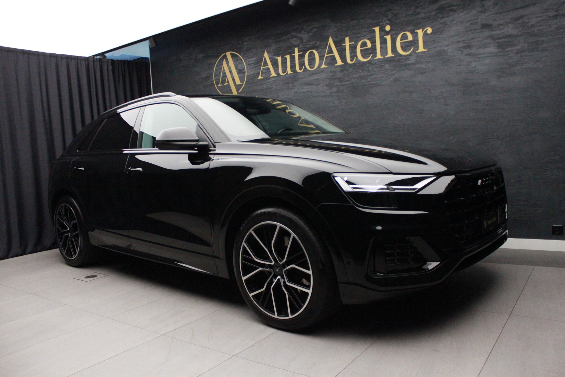 AUDI Q8 50 TDI quattro tiptronic-image-2
