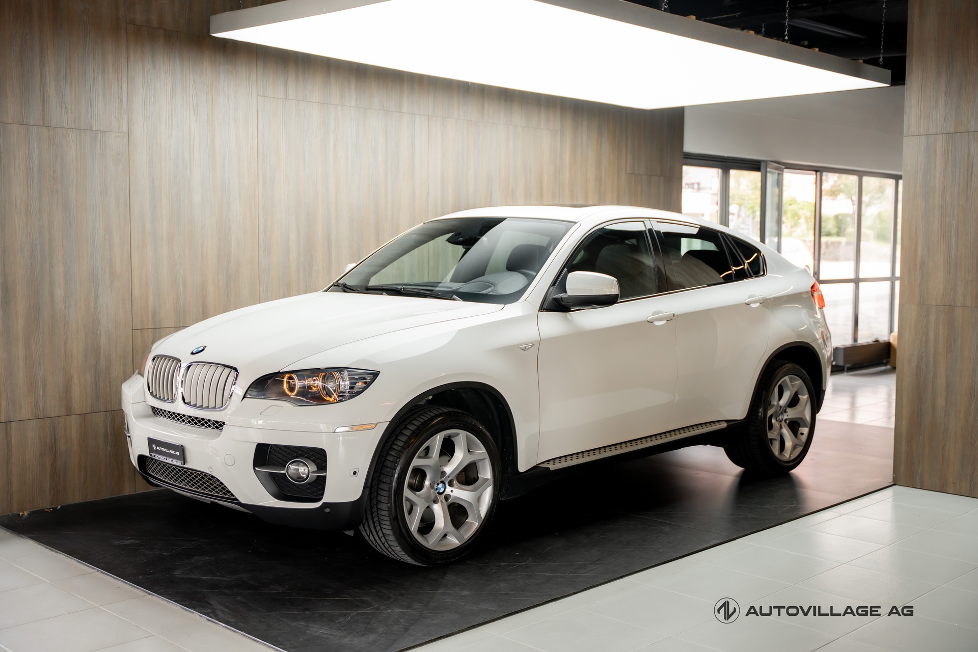 BMW X6 xDrive 40d Steptronic-image-0