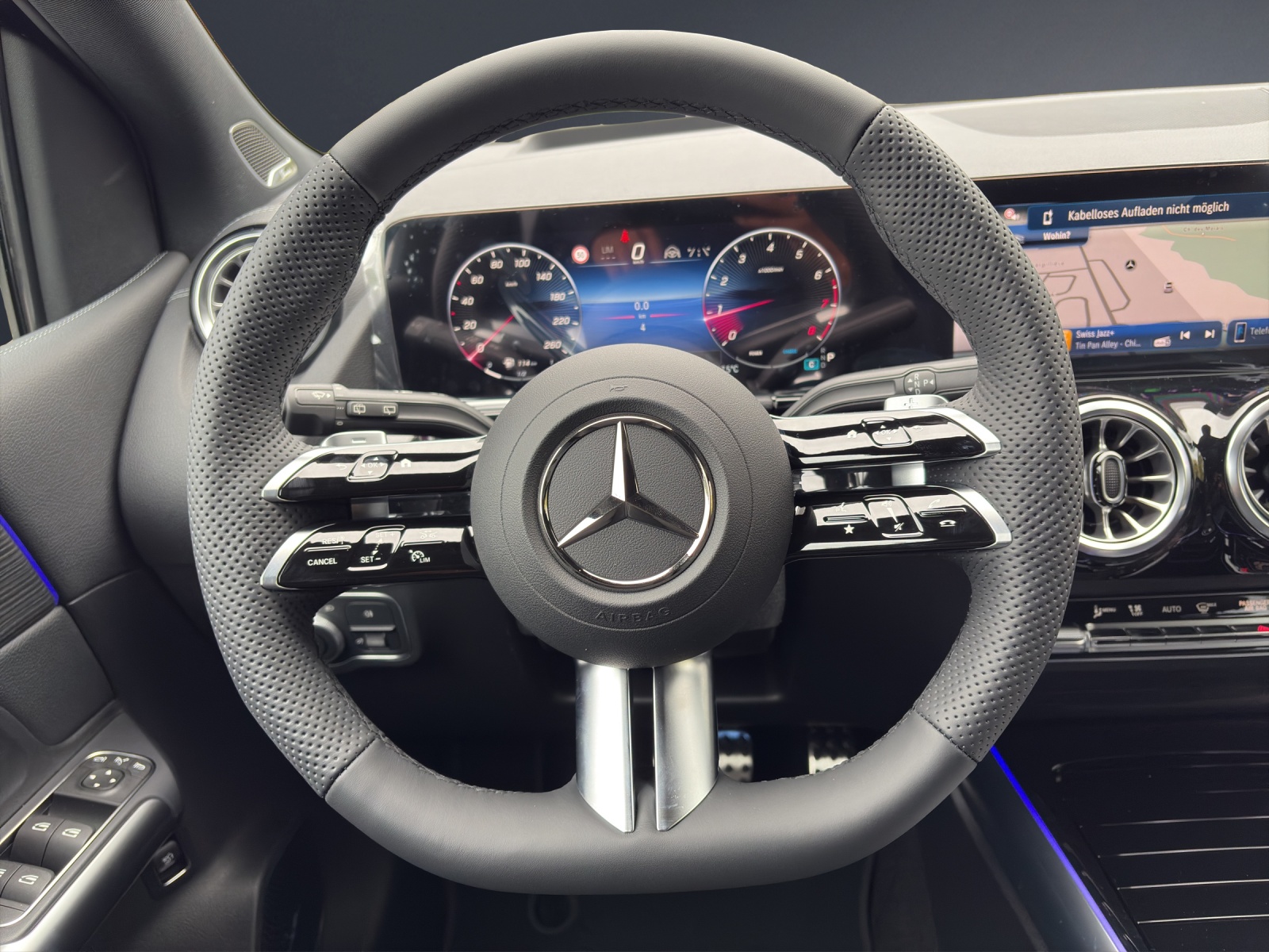 MERCEDES-BENZ B 220 4Matic 8G-DCT-image-15