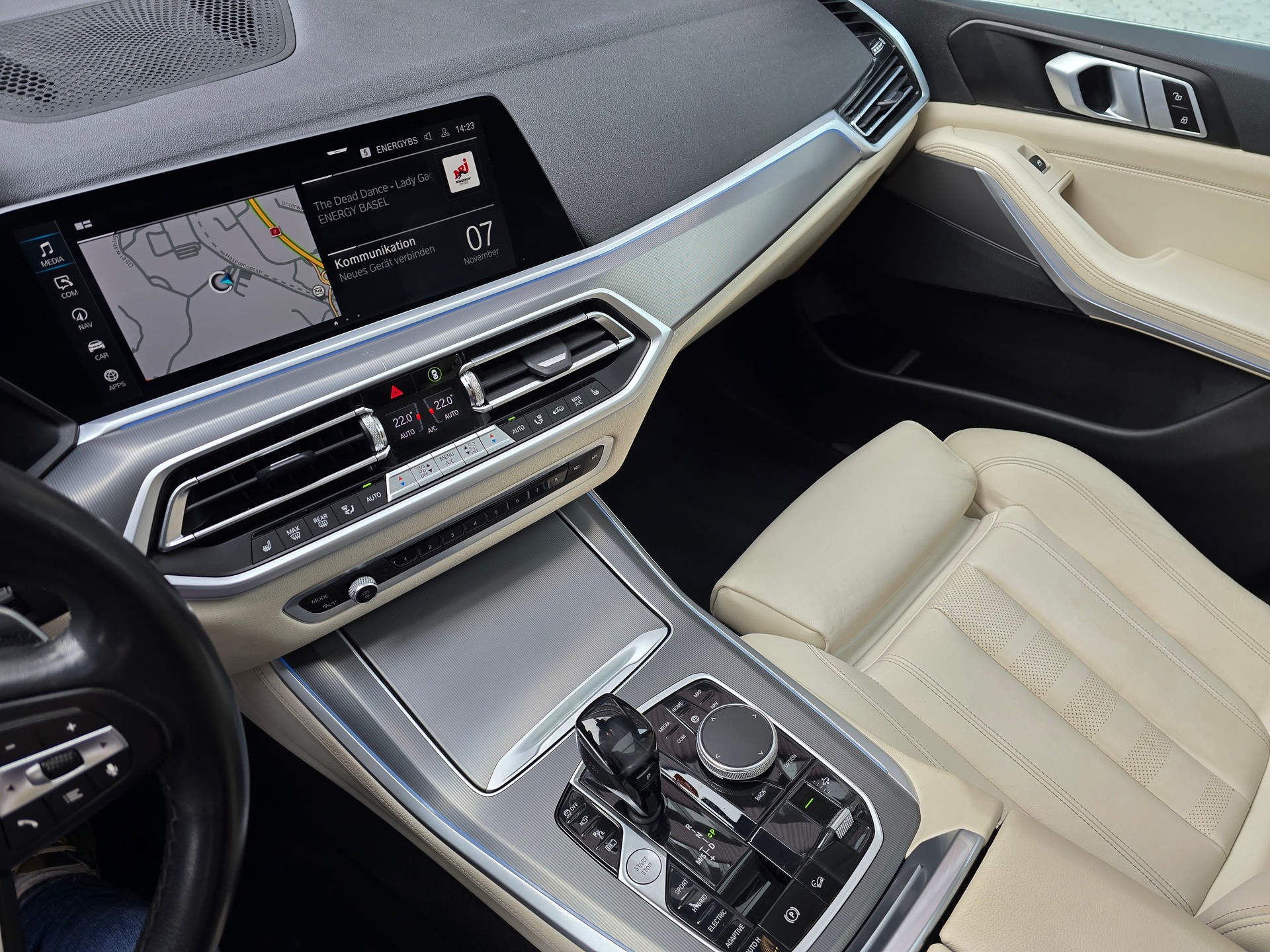 BMW X5 xDrive45e Steptronic-image-12