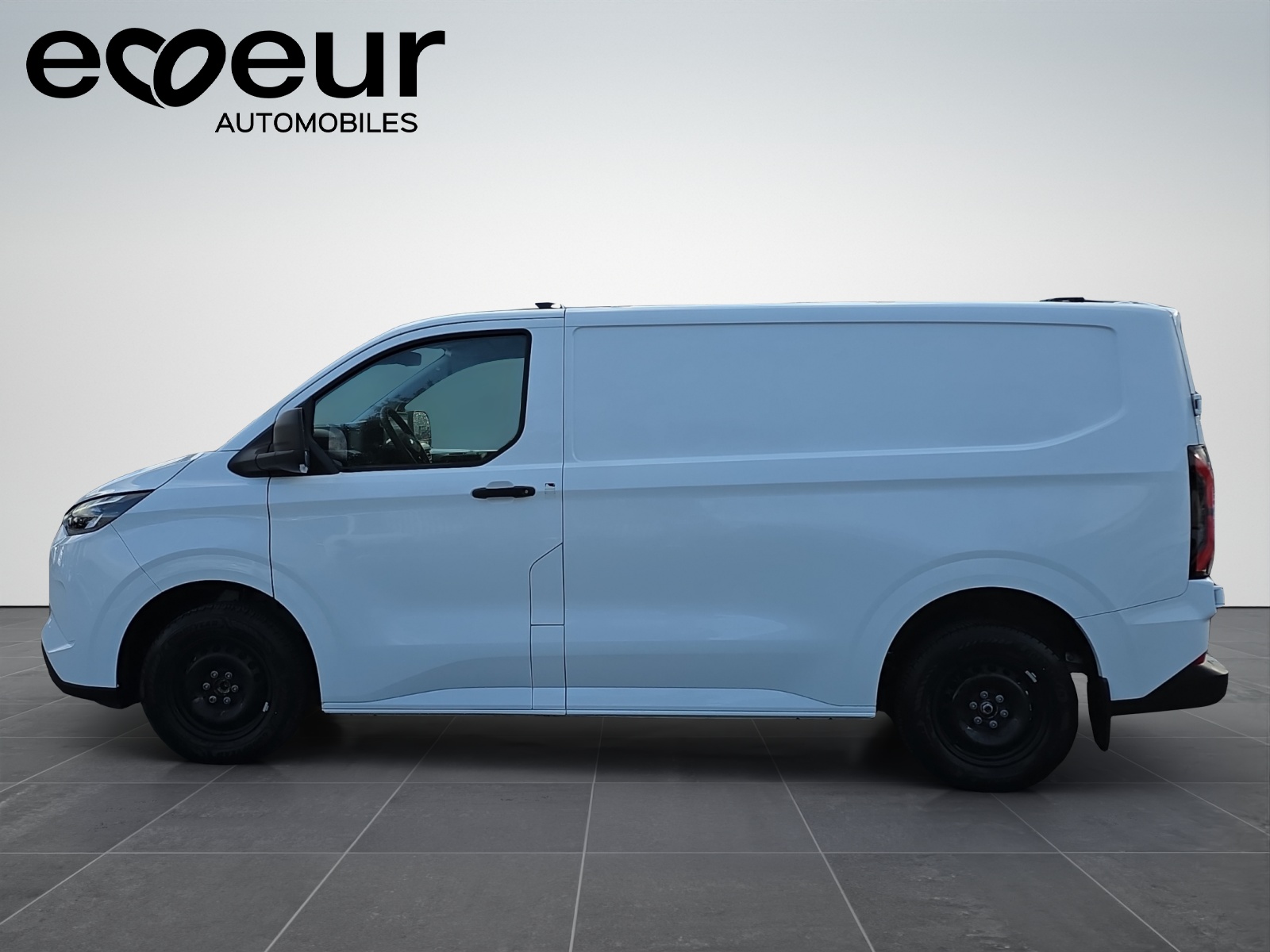 FORD E-Transit C van 320 L1 74 kWh Trend-image-2